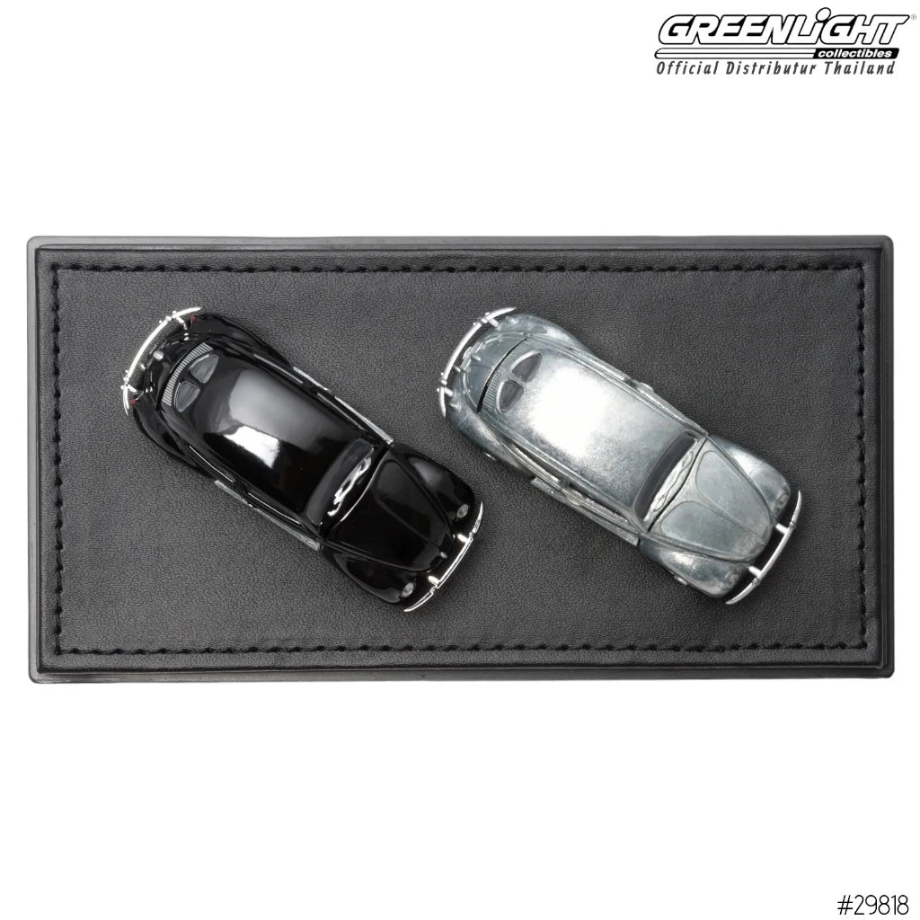 GREENLIGHT - 1938 VOLKSWAGEN SPLIT WINDOW BEETLE -WITH LEATHER BASE SEALED - ZX4