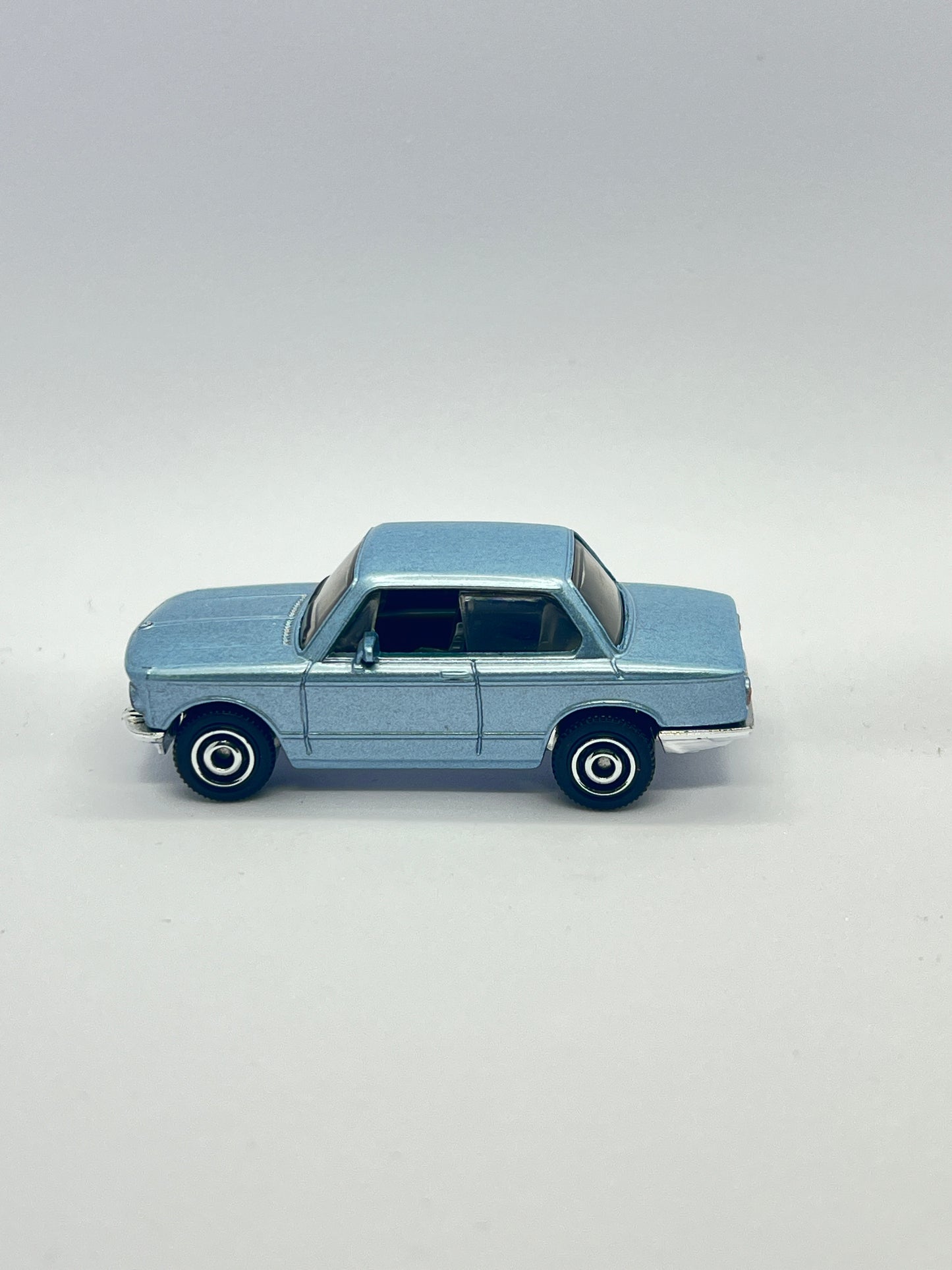 MATCHBOX - 1969 BMW 2002 - Its Fun