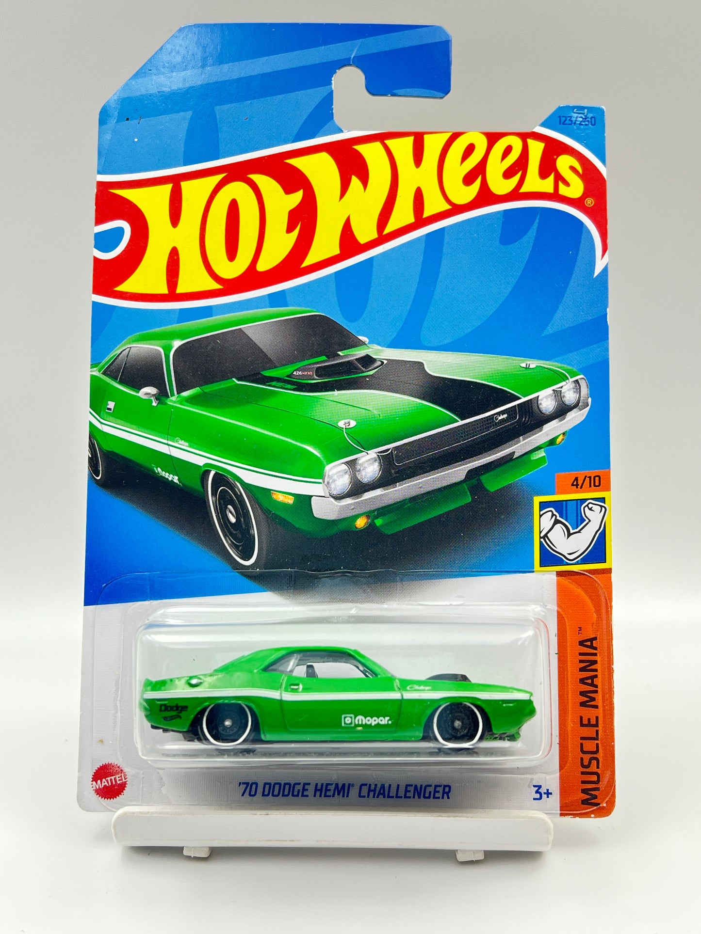 IMPORTED - HOT WHEELS - 70 DODGE HEMI CHALLENGER - GREEN - 6B
