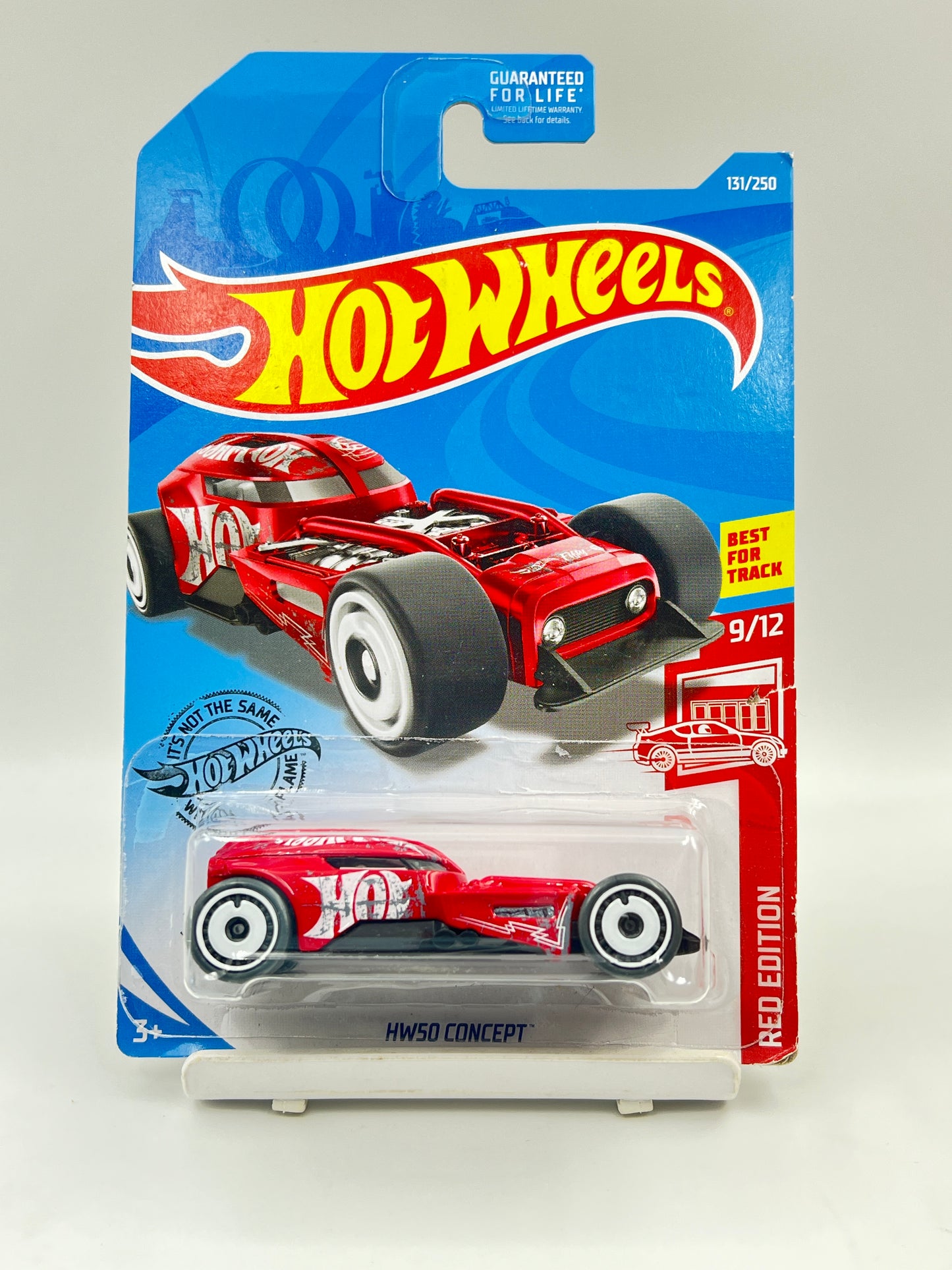 SOFT CORNERS - RED EDITION - HW50 CONCEPT - 2B