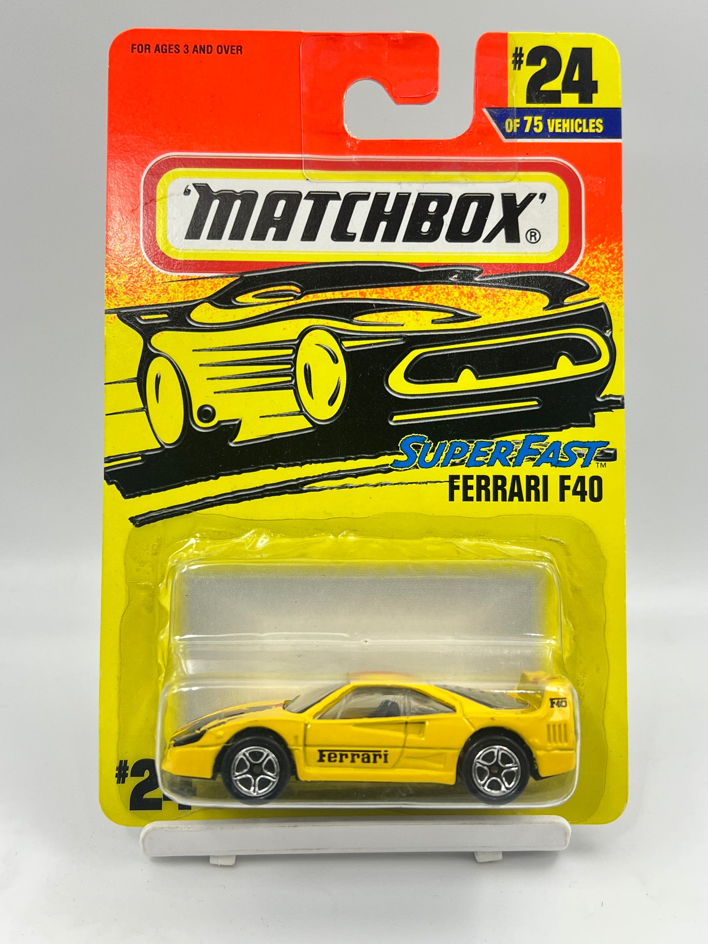 MATCHBOX - 30 YRS OLD CARD - FERRARI F40 (YELLOW) - ZX4