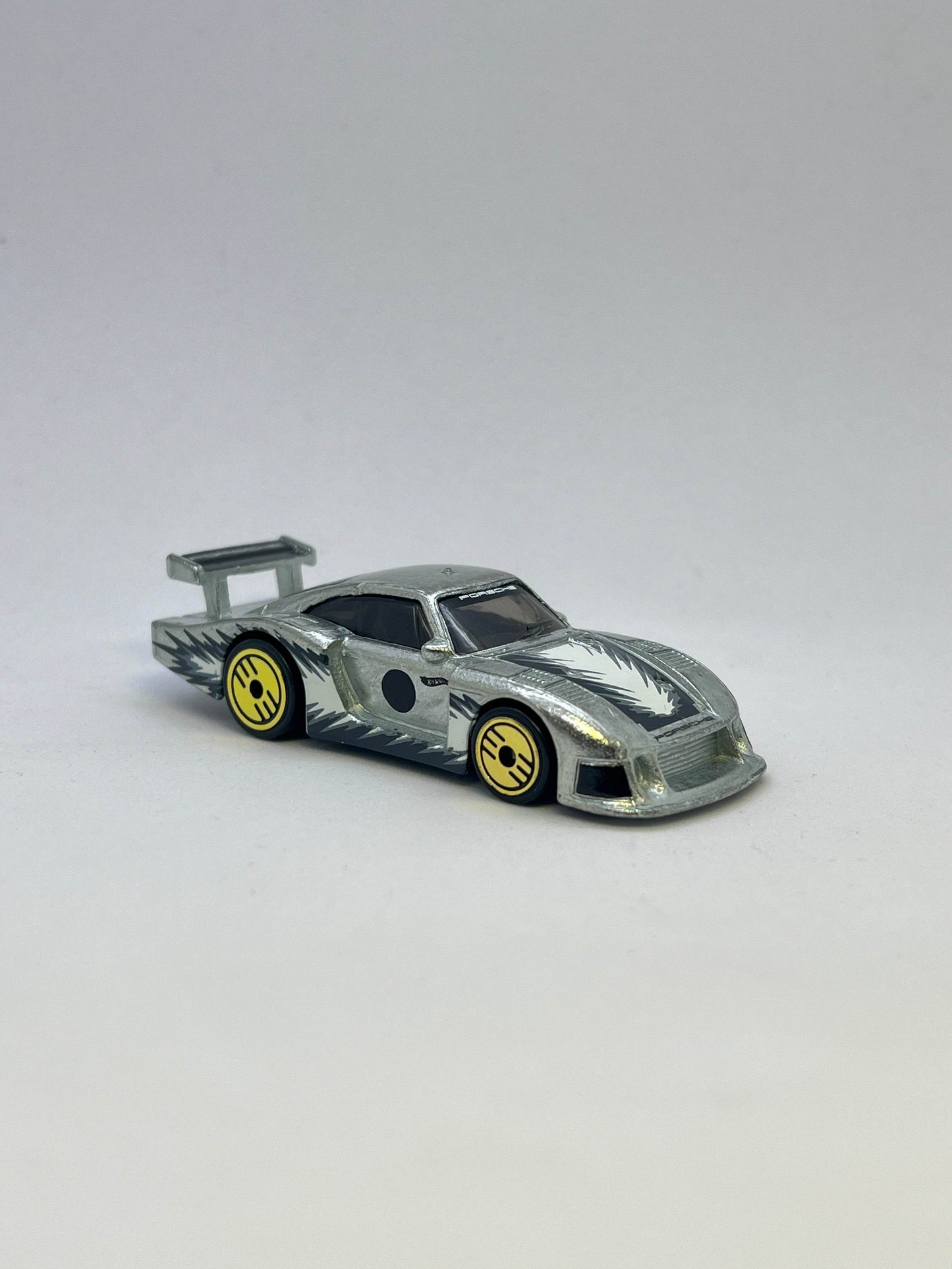 UNCARDED - HOT WHEELS - PORSCHE 935-78 - Its Fun