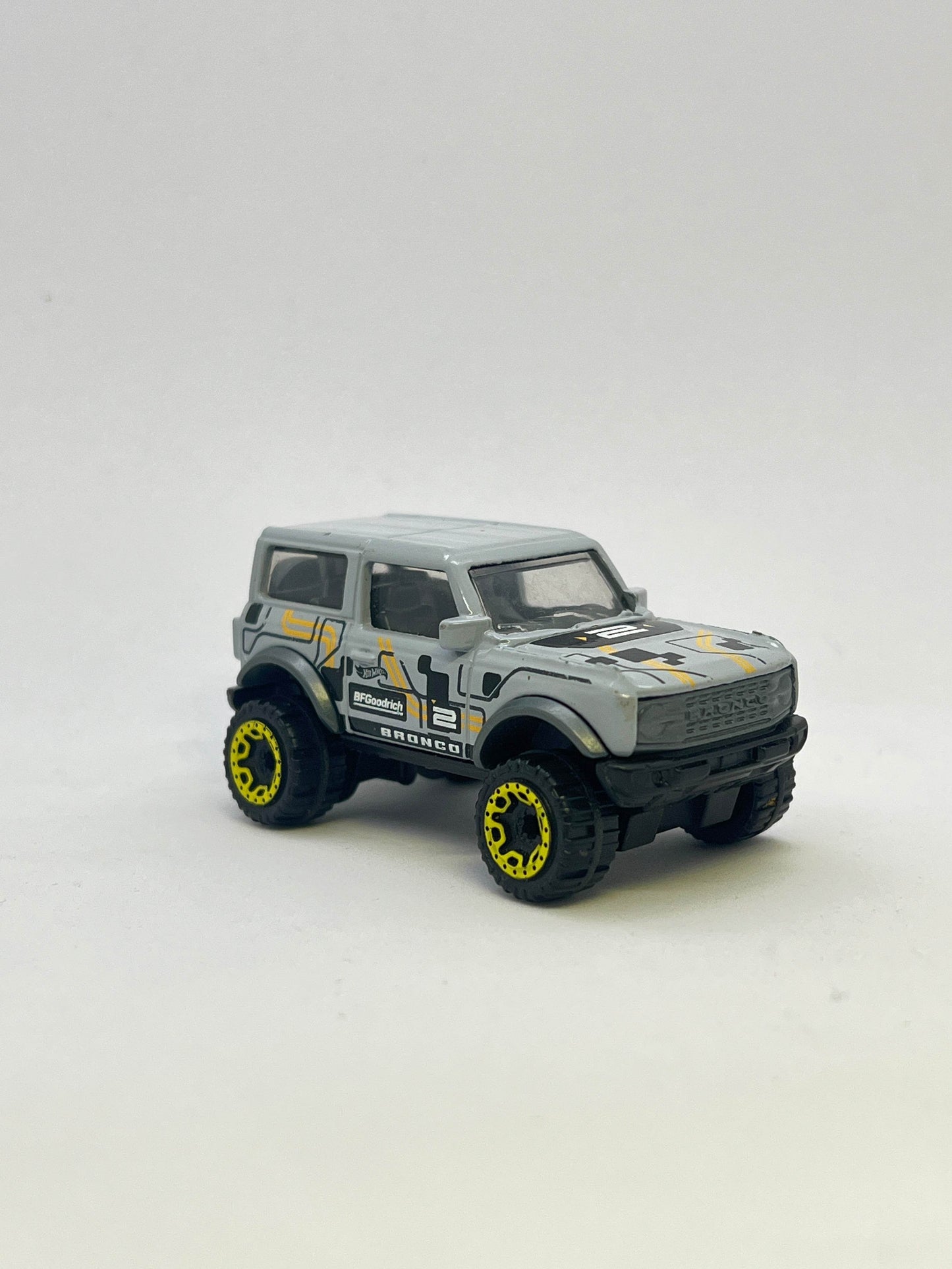 UNCARDED - HOT WHEELS - 21 FORD BRONCO - Its Fun