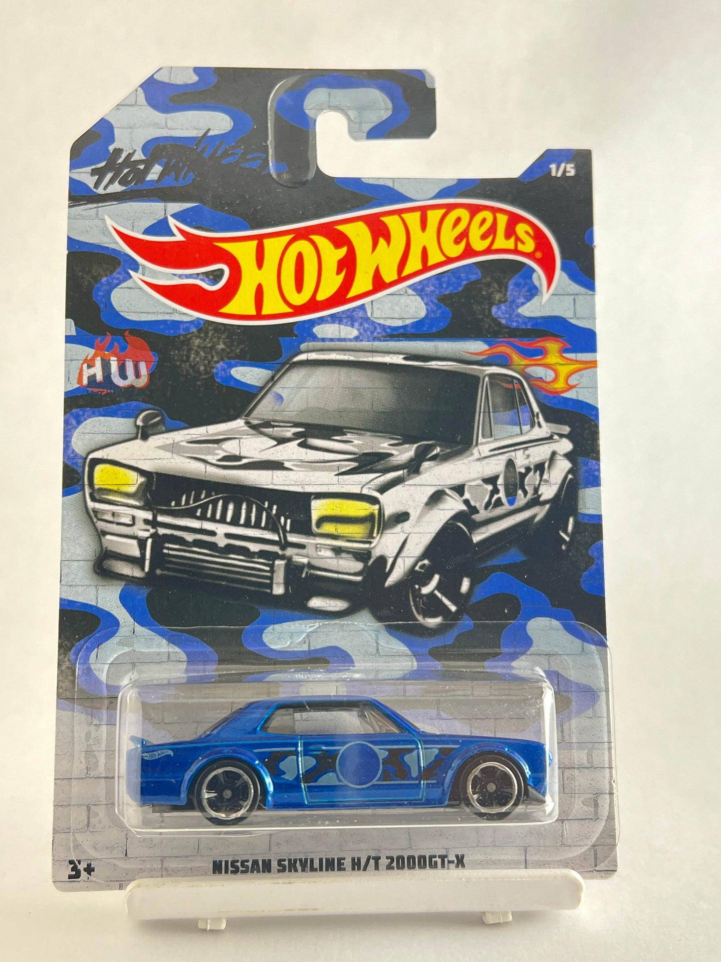 NISSAN SKYLINE H/T 2000GT-X - 4C - Its Fun