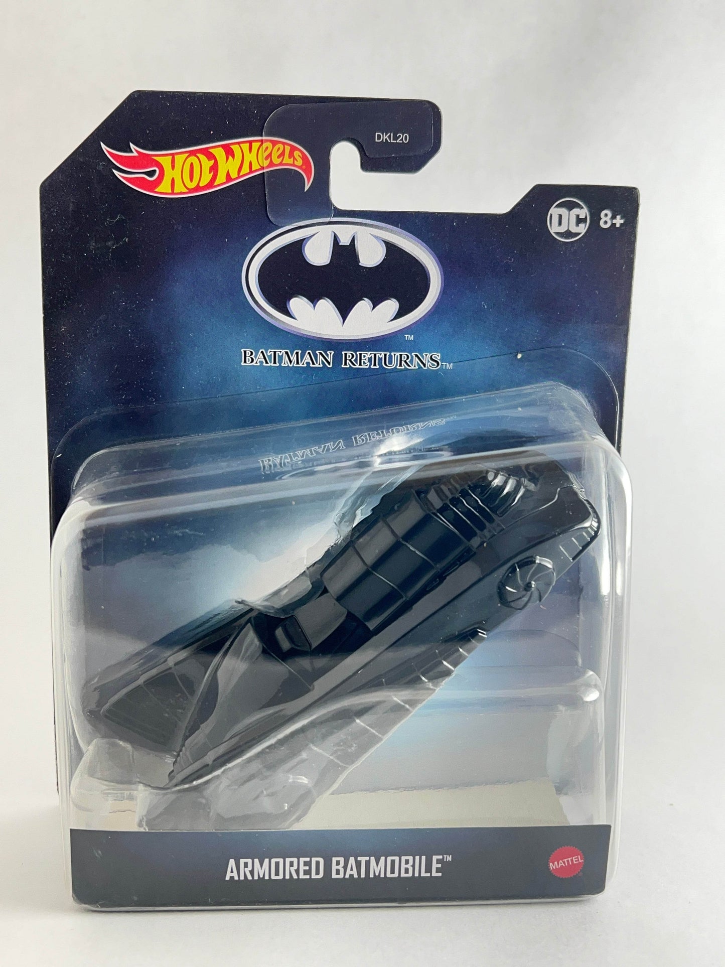 CREASED CARD - 1:50 RATIO - ARMORED BATMOBILE - 5E - Its Fun