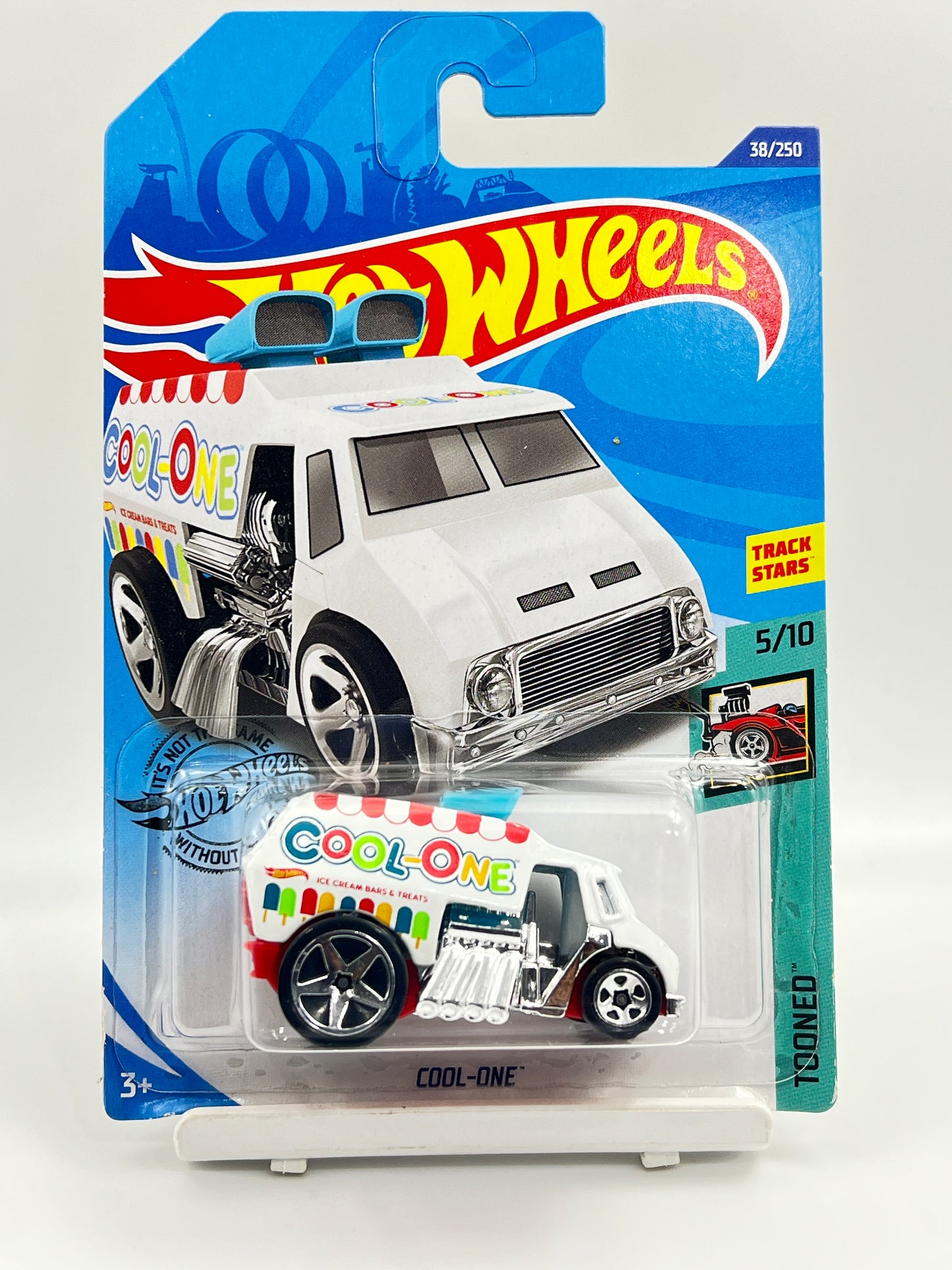 HOT WHEELS - COOL-ONE - 3D