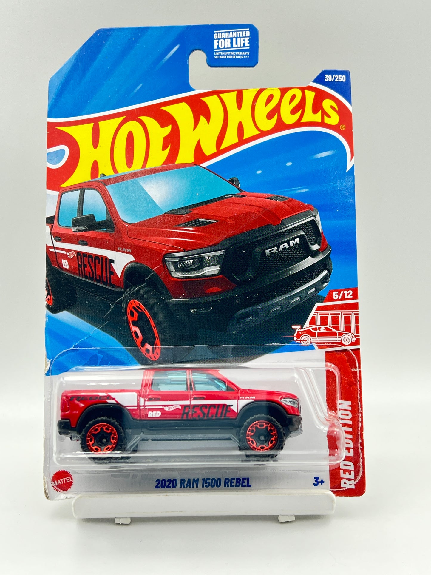 CARD/BLISTER DAMAGE - RED EDITION - TARGET EXCLUSIVE - HOT WHEELS - 2020 RAM 1500 REBEL - 4F