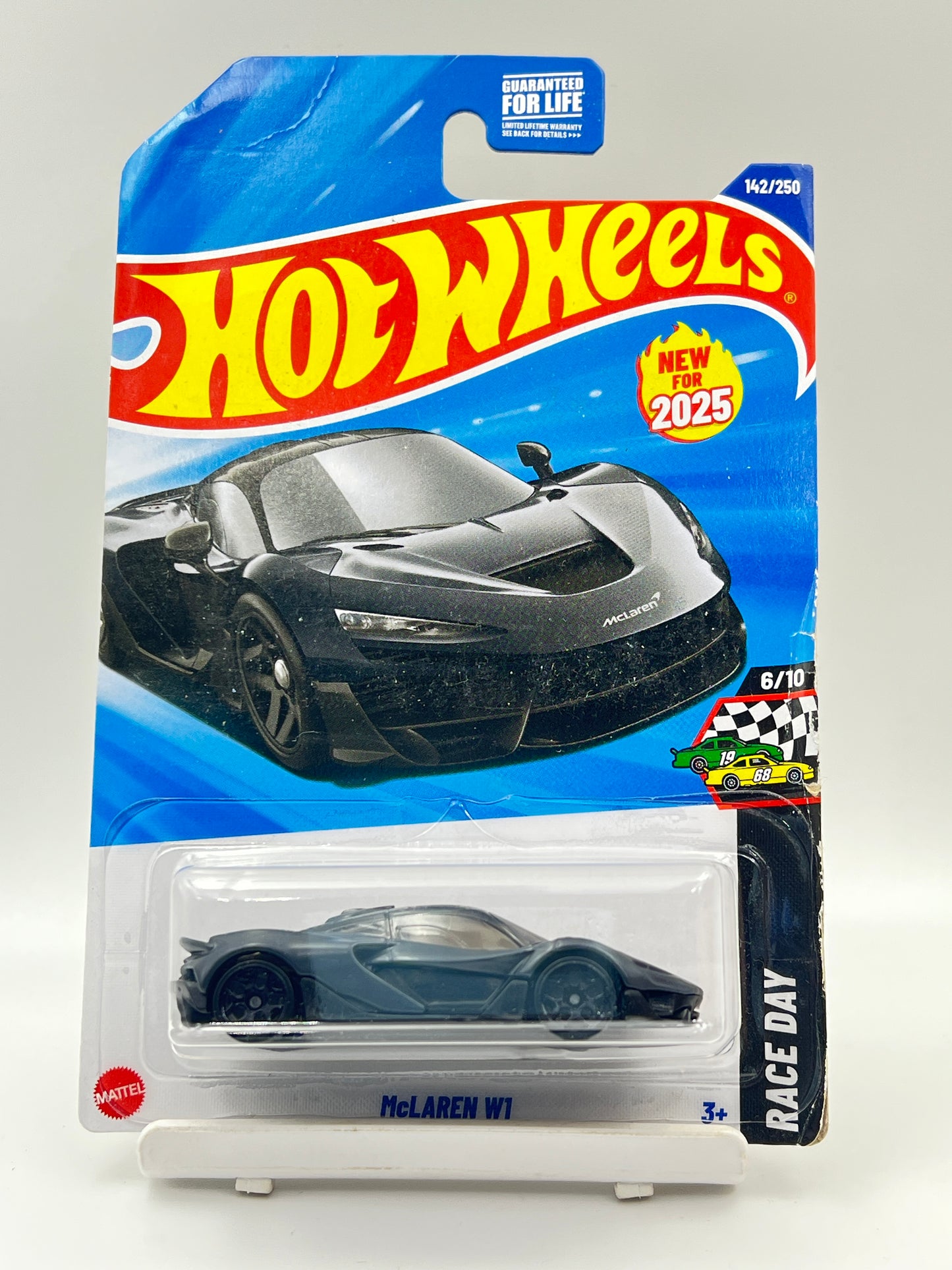 DAMAGED CARD - HOT WHEELS - MCLAREN W1 - C1