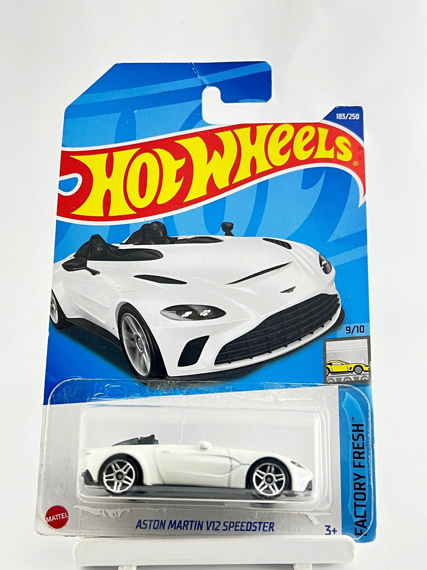 ASTON MARTIN V12 SPEEDSTER - WHITE-3B - Its Fun