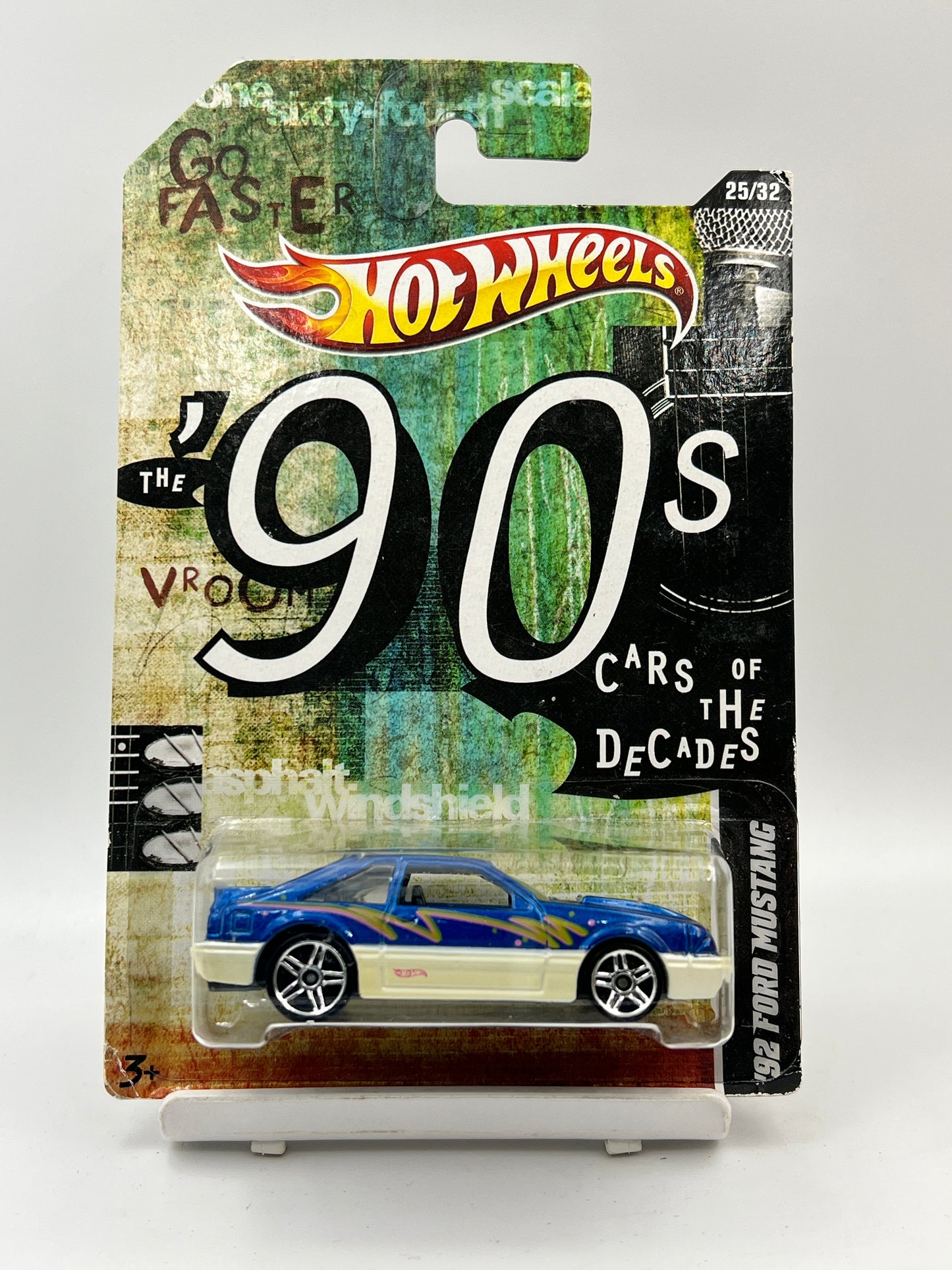 IMPORTED - HOT WHEELS - CARS OF THE DECADE - 92 FORD MUSTANG - 2C