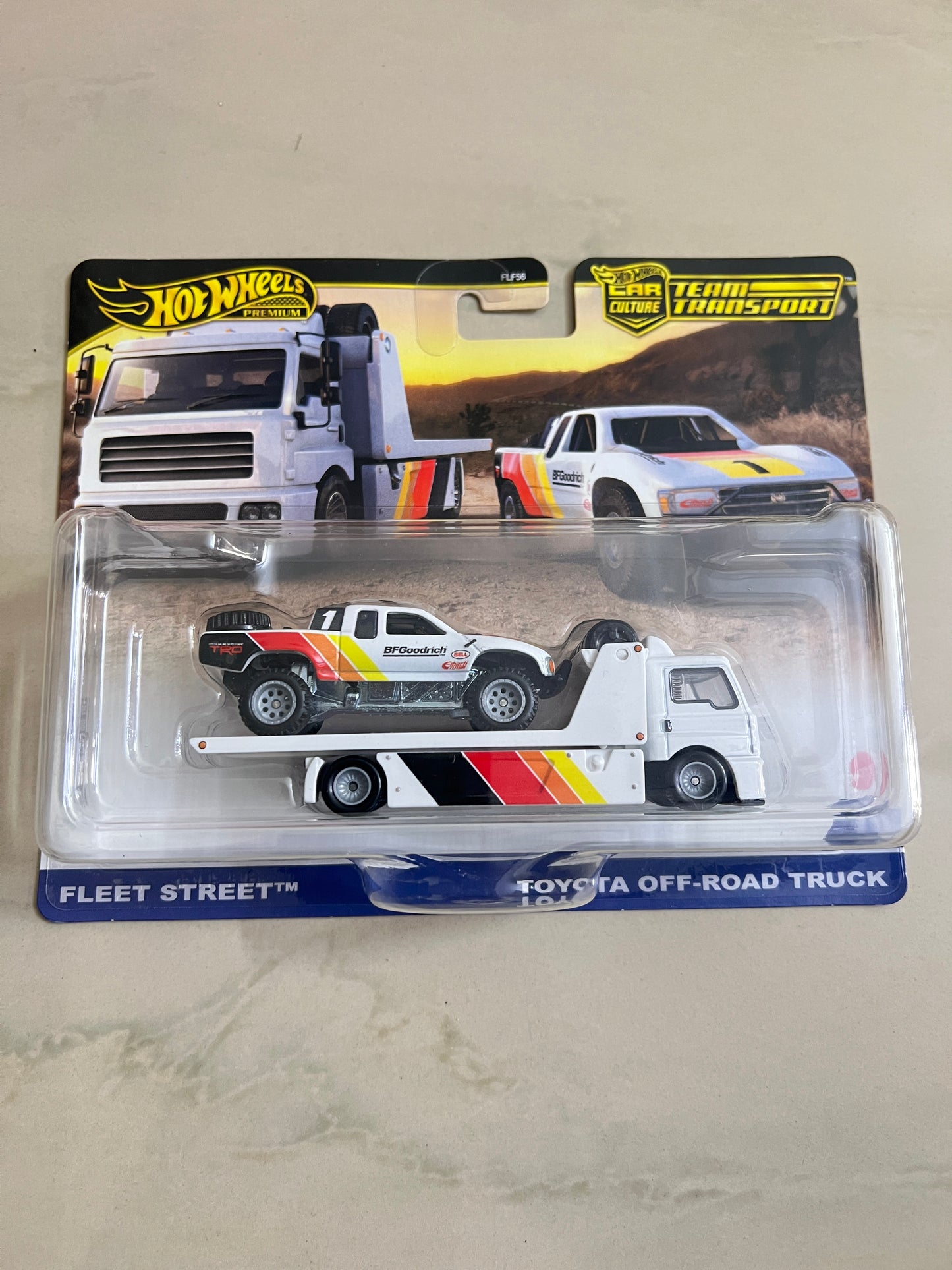 TEAM TRANSPORT - FLEET STREET / TOYOTA OFF-ROAD TRUCK - Its Fun- Hot wheels - matchbox - diecast