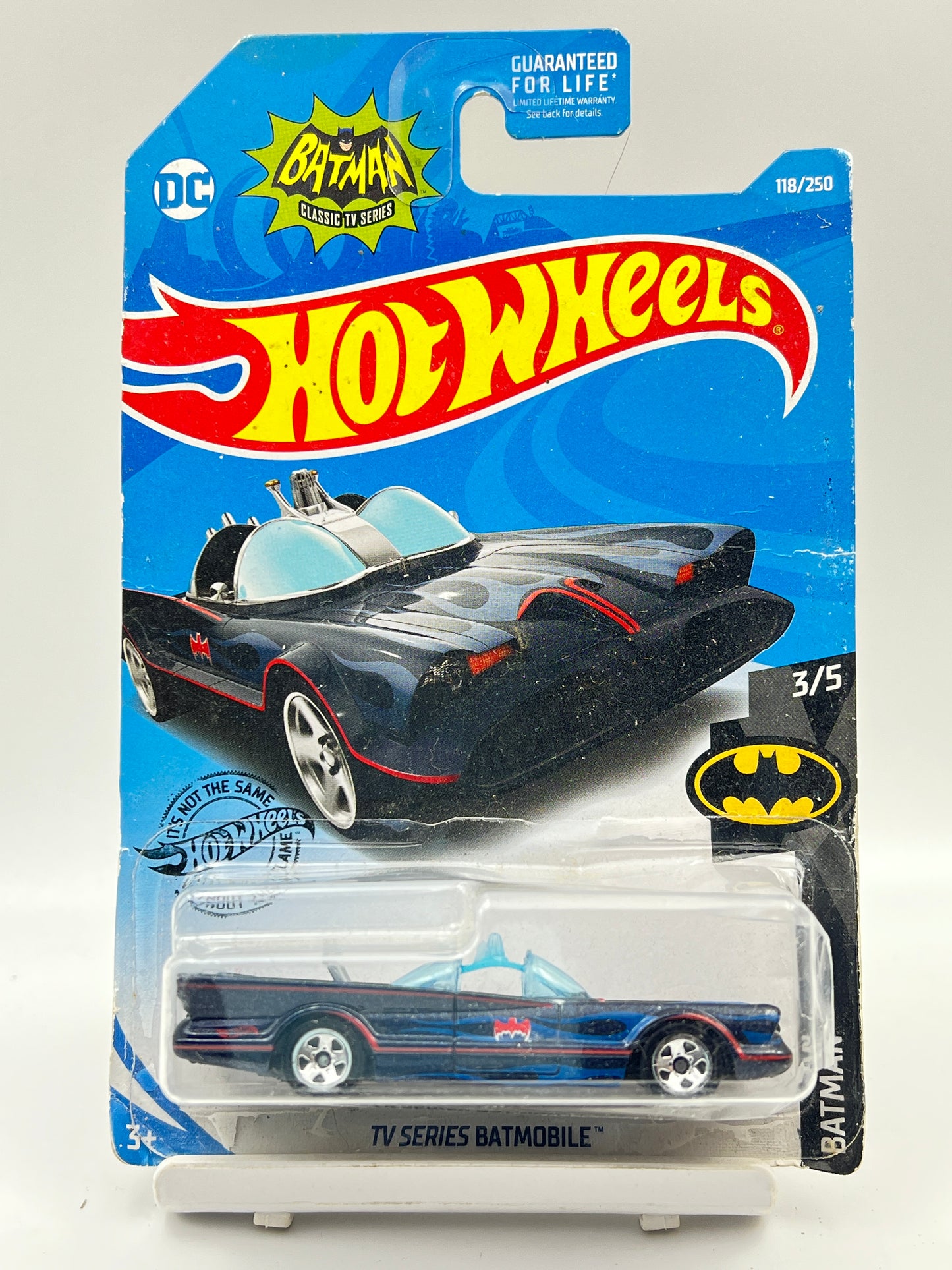DAMAGED CARD - IMPORTED - HOT WHEELS - TV SERIES BATMOBILE - 4F