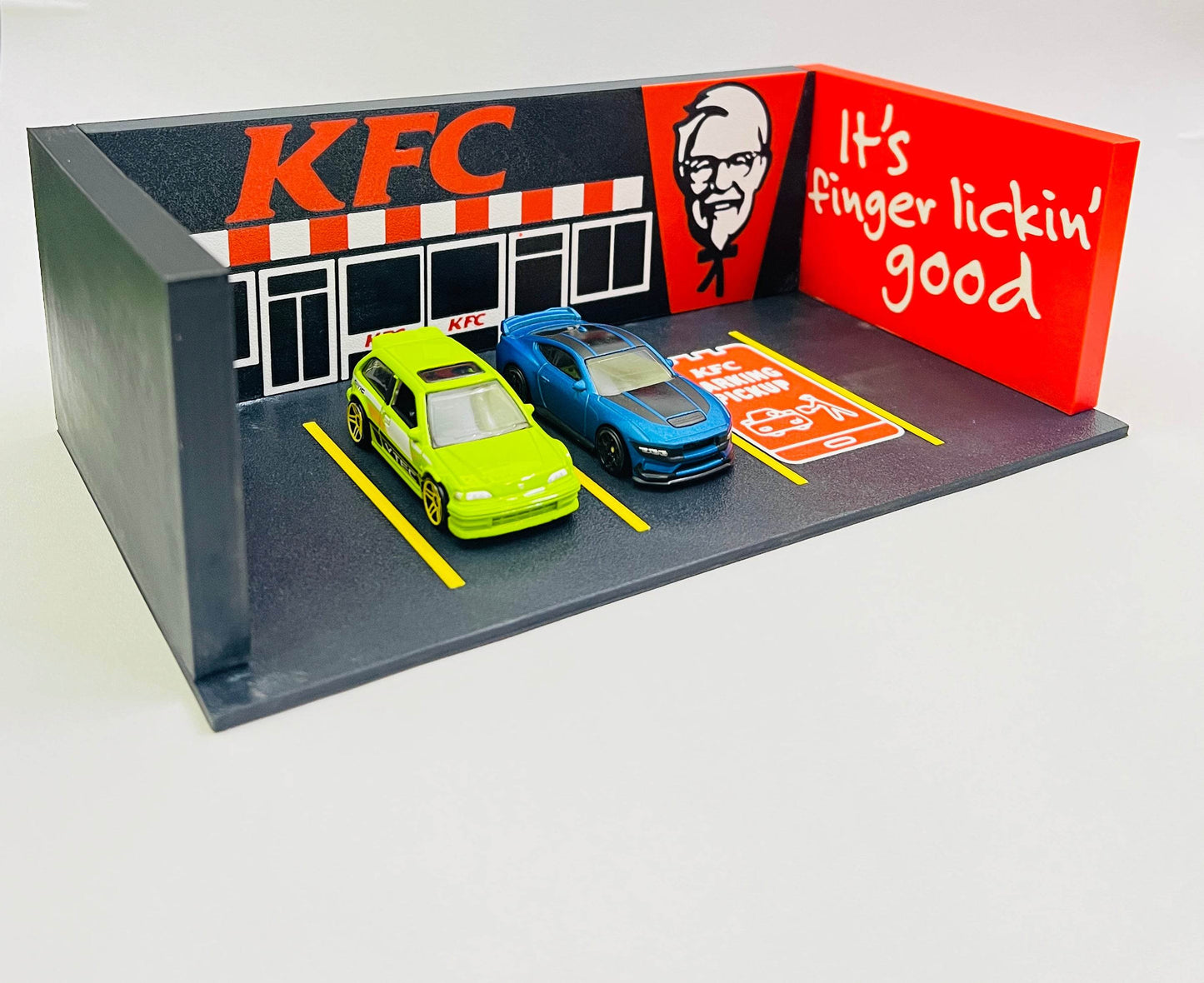 3D PRINTED - KFC THEME MINI GARAGE DISPLAY - Its Fun