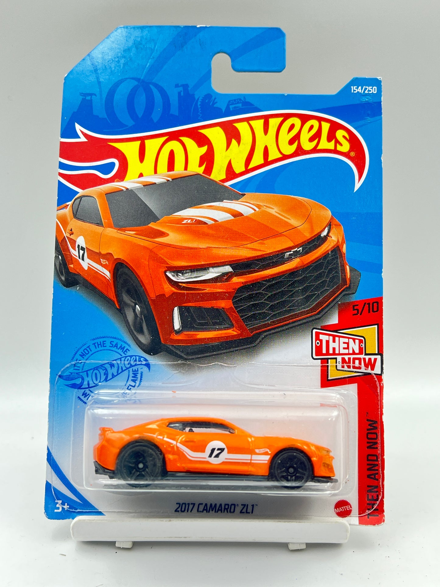 MILD SOFT CORNERS - IMPORTED - HOT WHEELS - 2017 CAMARO ZL1 - ORANGE - 2C