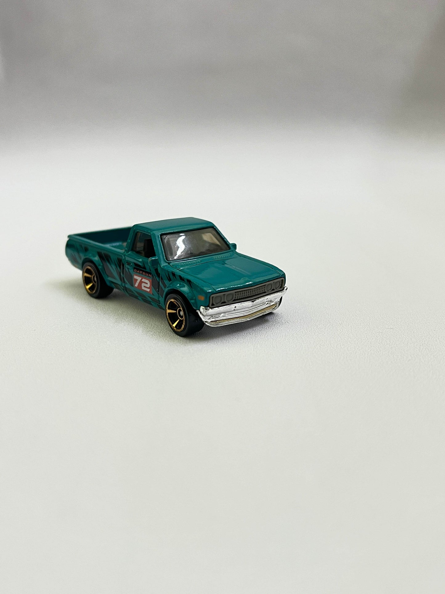 UNCARDED - MINOR PAINT ISSUE - DATSUN 620 - Its Fun