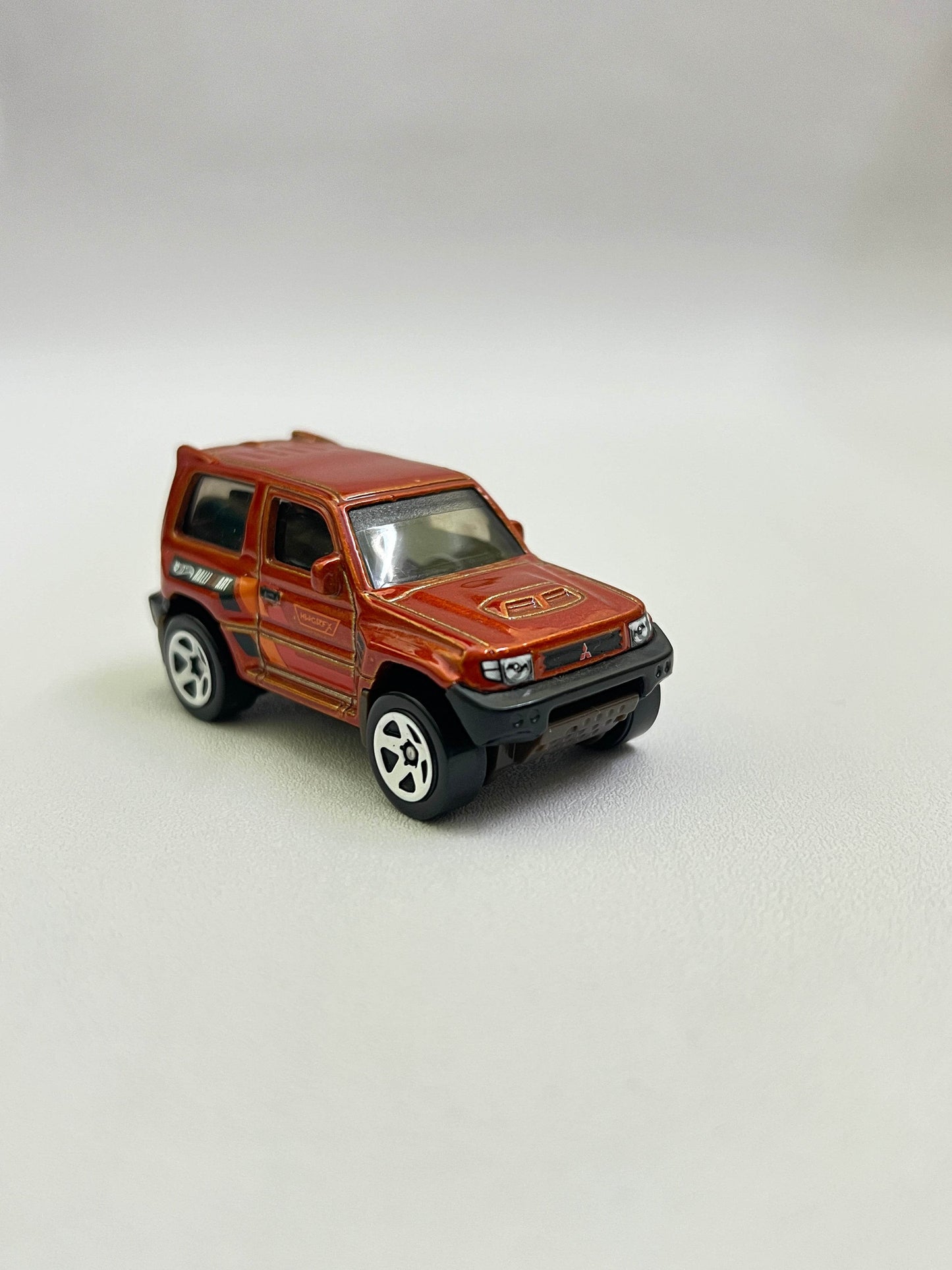 UNCARDED - MITSUBISHI PAJERO EVOLUTION - Its Fun