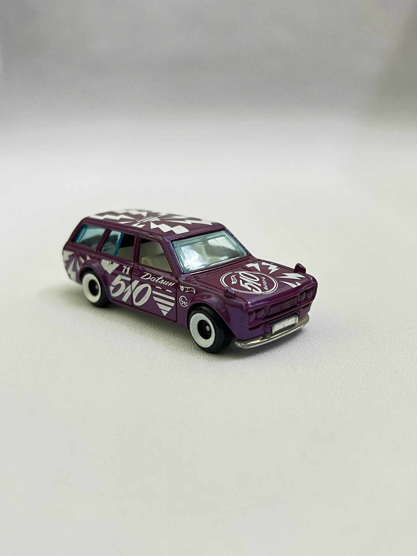 UNCARDED - MINOR PAINT ISSUE - DATSUN 510 WAGON - Its Fun
