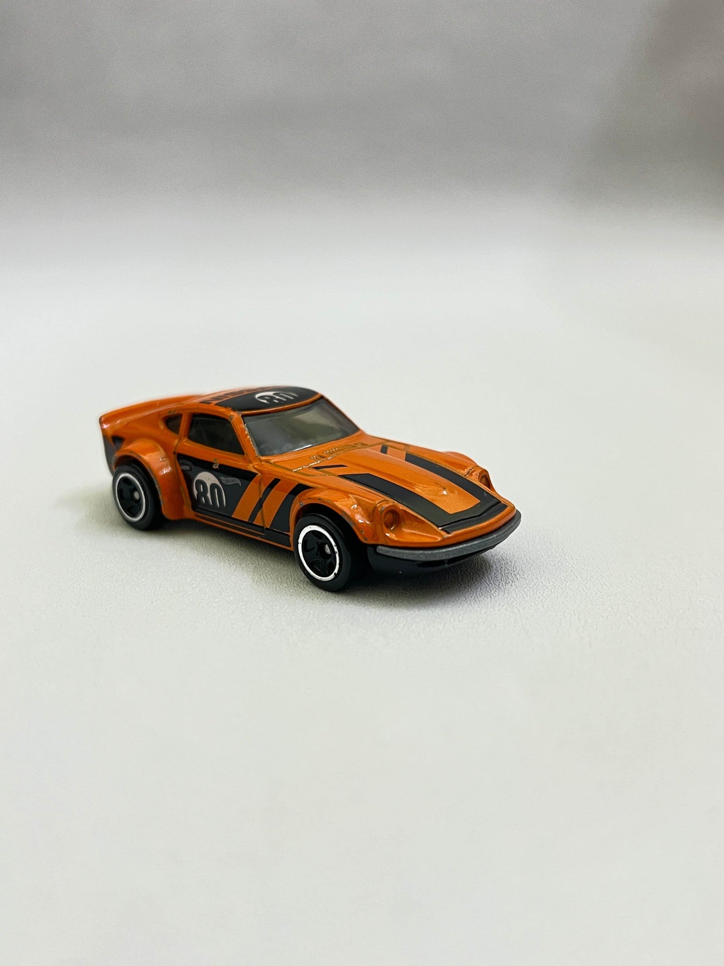 UNCARDED - MINOR PAINT ISSUE - NISSAN FAIRLADY Z - Its Fun
