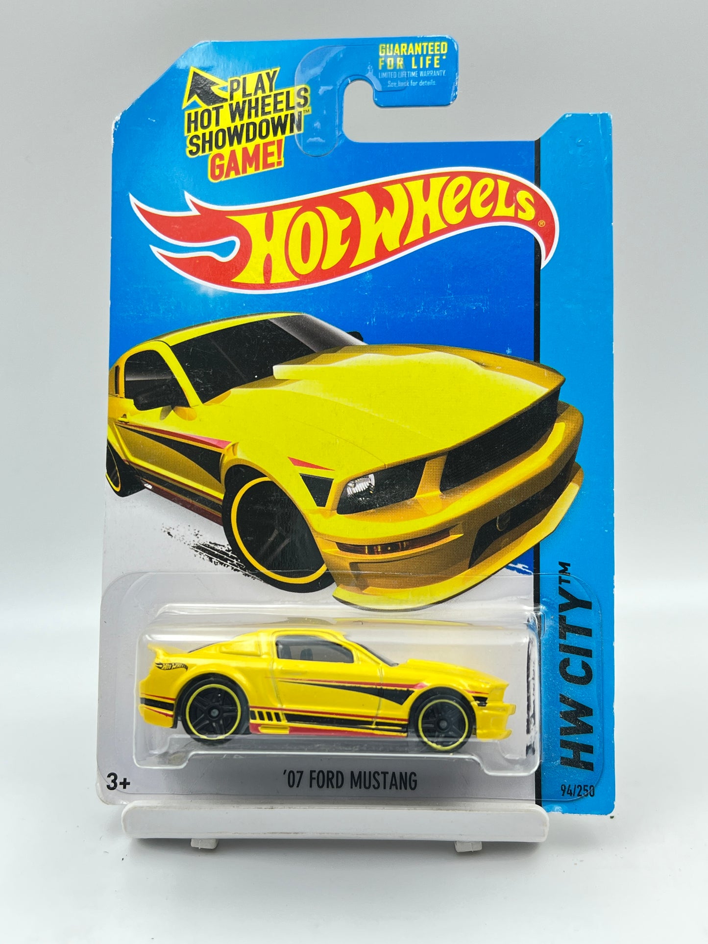 IMPORTED - HOT WHEELS - 07 FORD MUSTANG - 1A