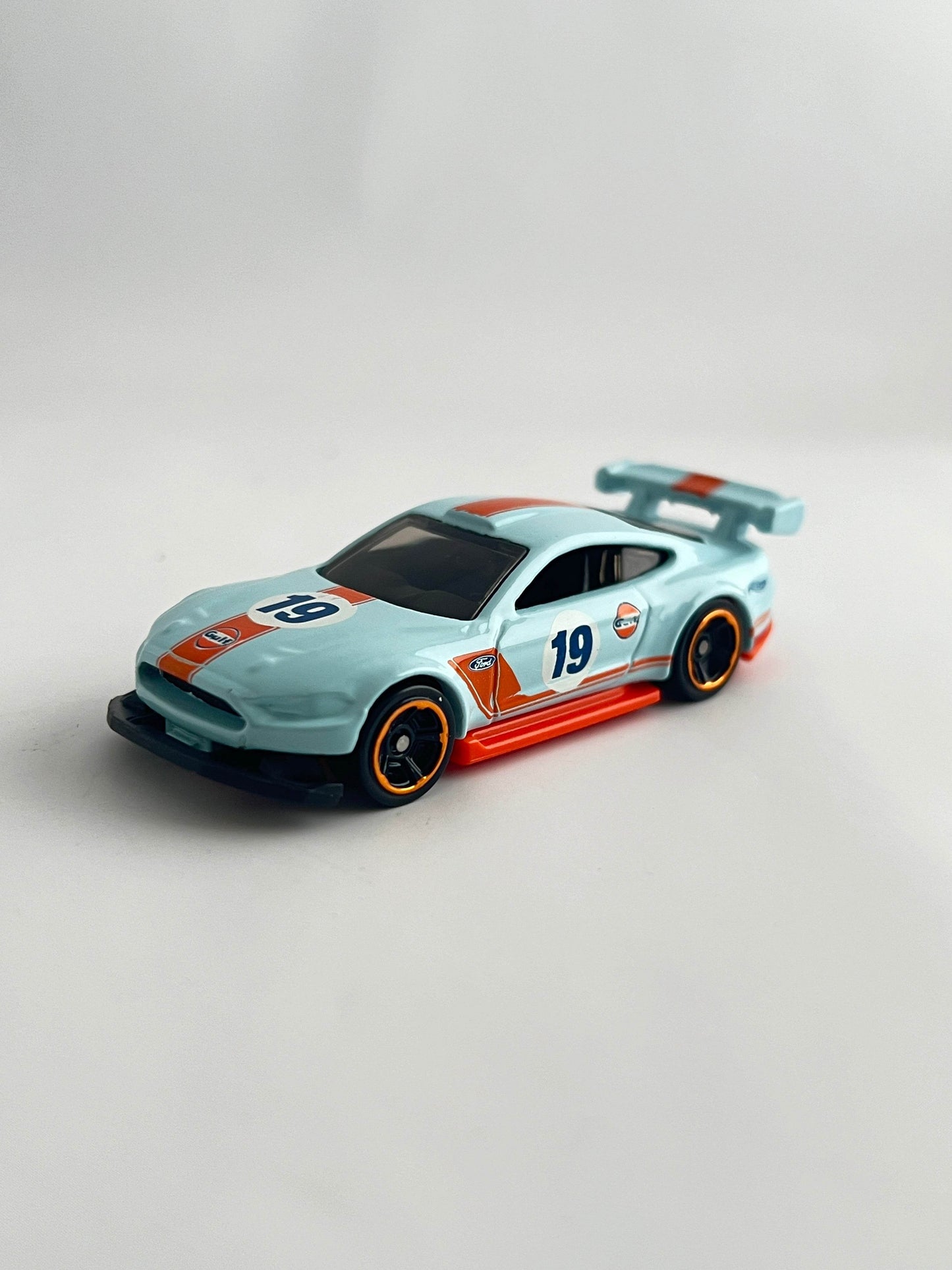 CUSTOM 18 FORD MUSTANG GT-GULF- UNCARDED - MINT CONDITION - Its Fun