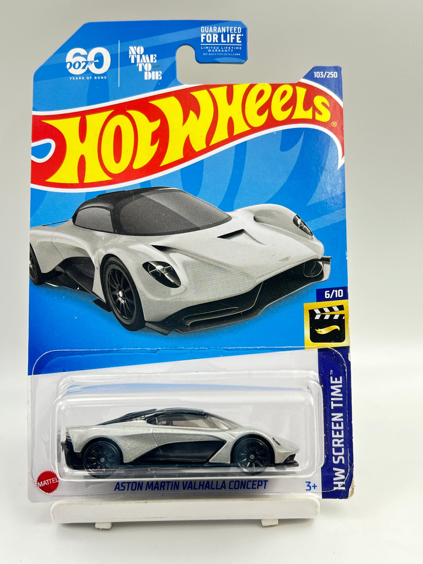 SOFT CORNERS - IMPORTED - HOT WHEELS - ASTON MARTIN VALHALLA CONCEPT - NO TIME TO DIE 007 - 3E