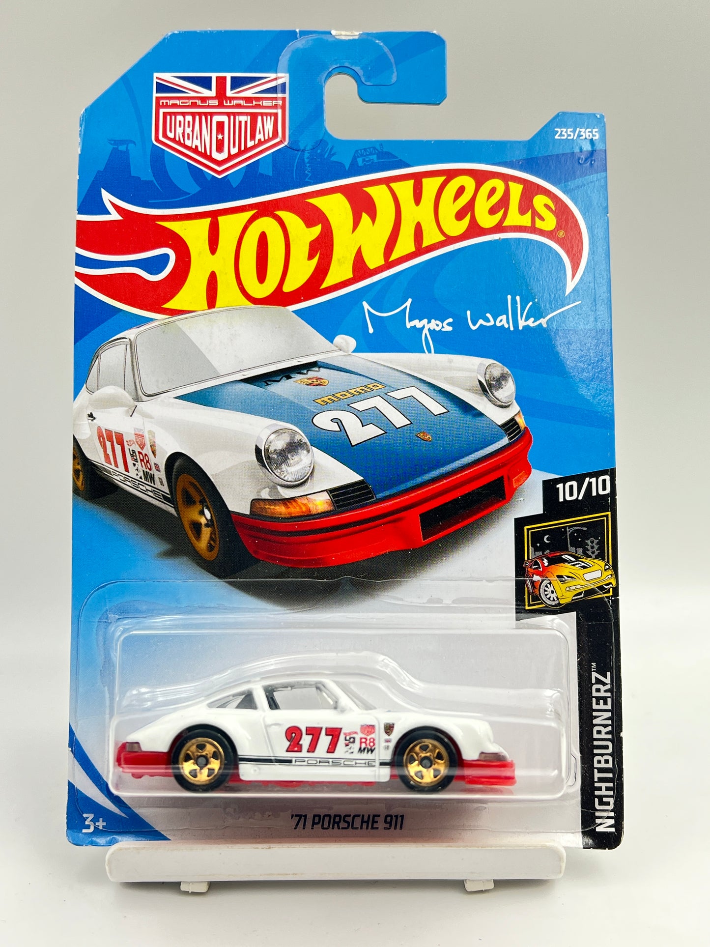 IMPORTED - HOT WHEELS - ( CARD AS IN PIC ) - 71 PORSCHE 911 - RED BASE - 4D
