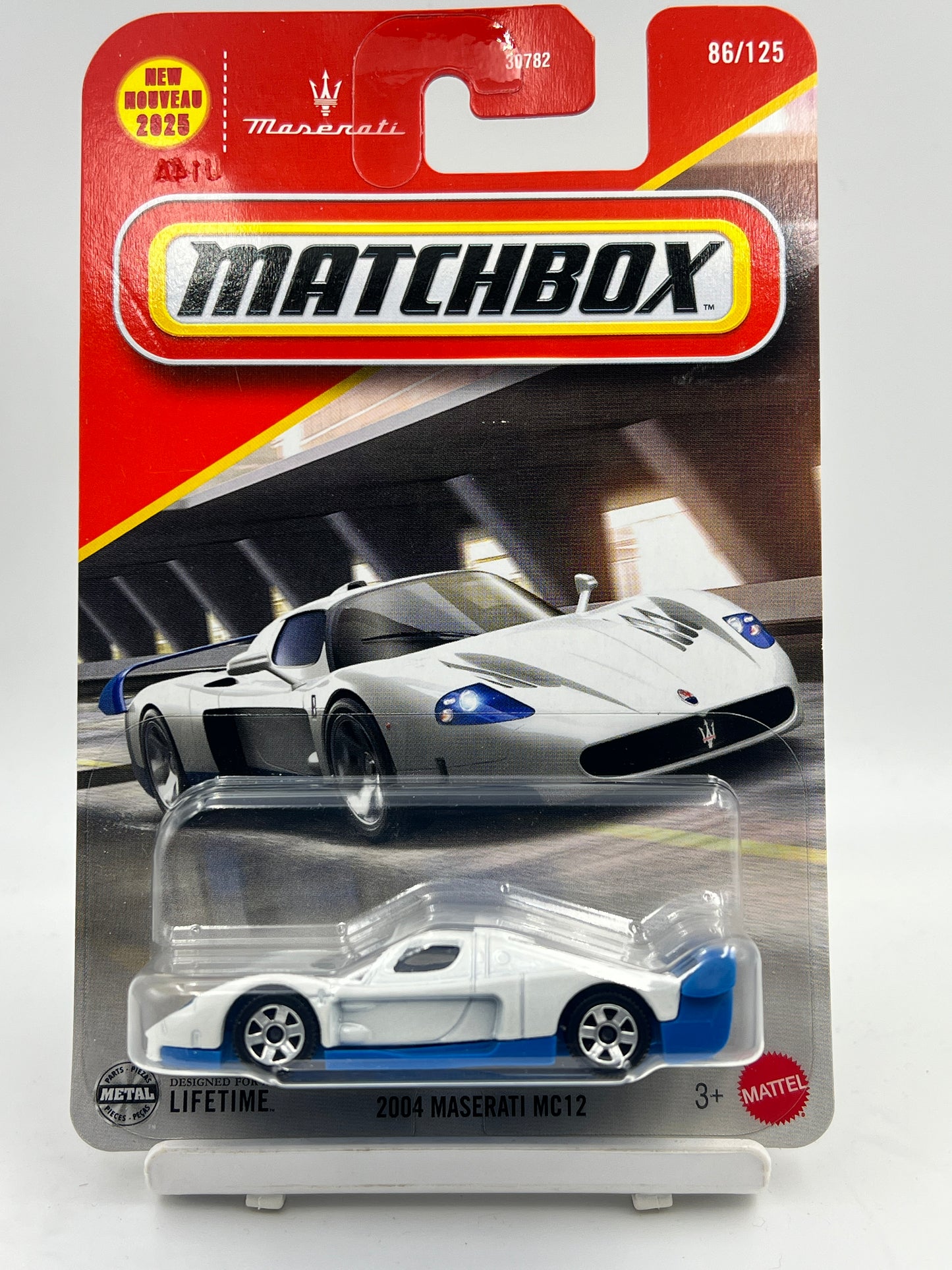 MATCHBOX - 2004 MASERATI MC12 - 9A