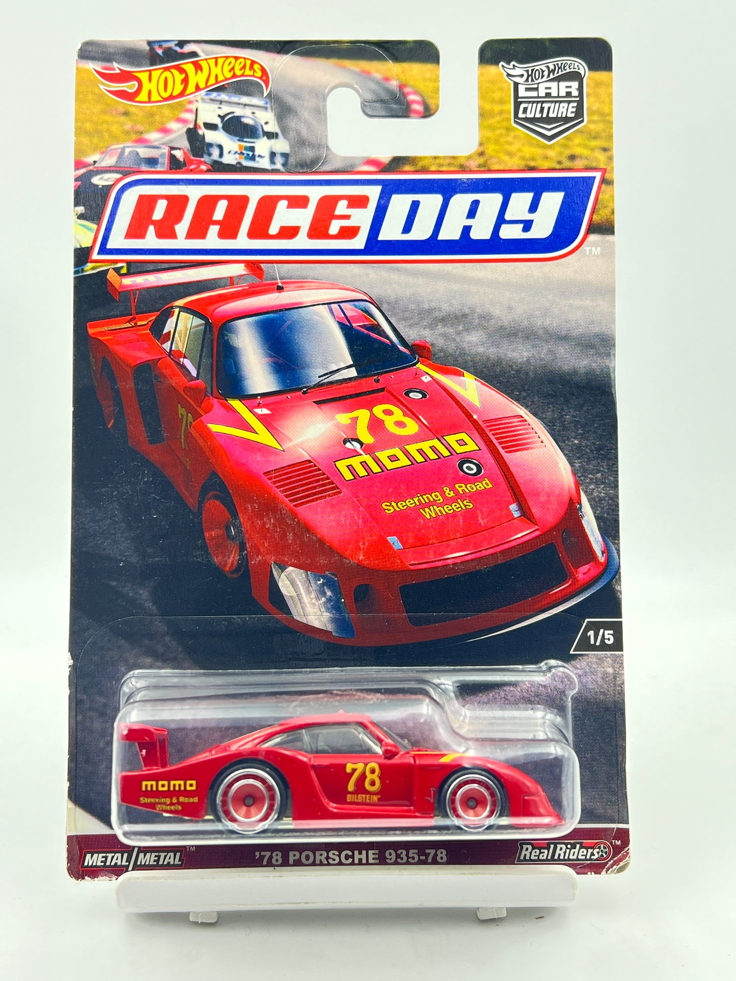 SOFT CORNERS - HOT WHEELS - RACE DAY - 78 PORSCHE 935-78 (MOMO) - 9D