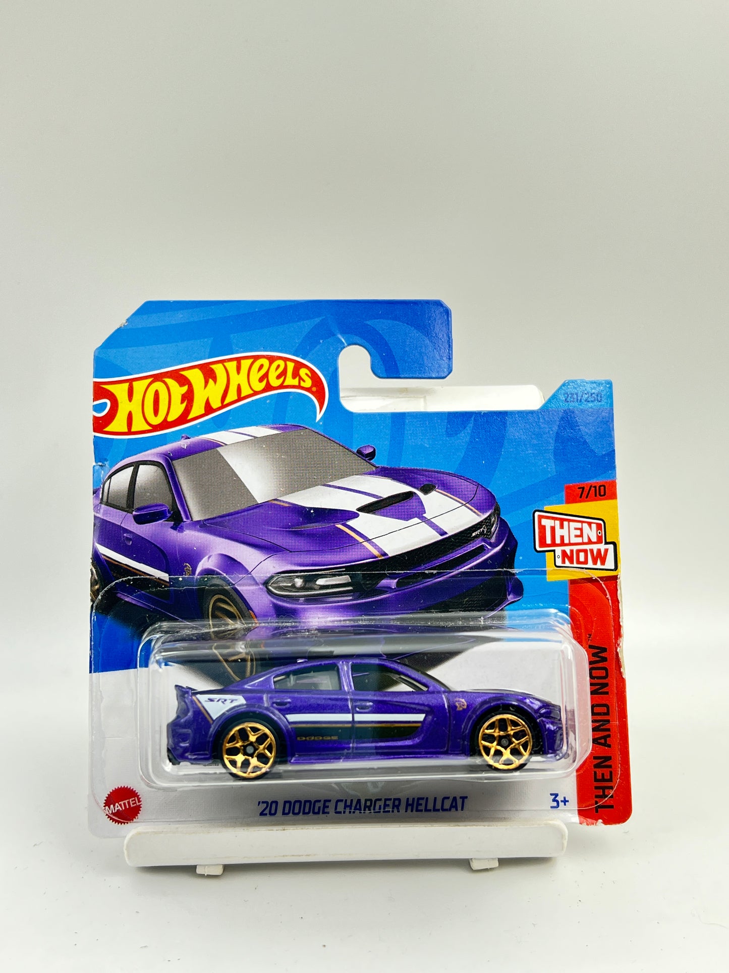 SOFT EDGES - IMPORTED - HOT WHEELS - 20 DODGE CHARGER HELLCAT - 3E