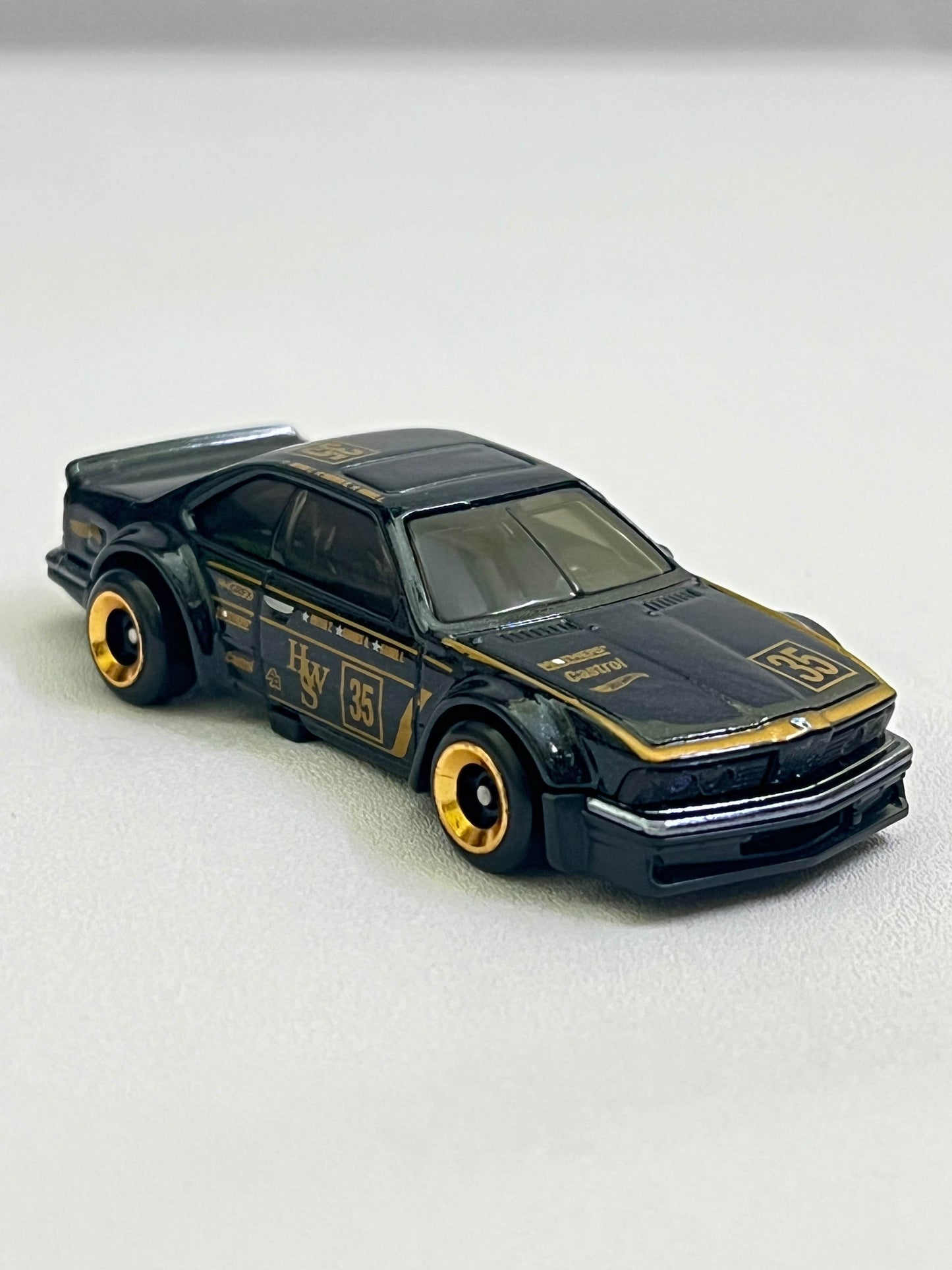 UNCARDED - HOTWHEELS - BMW 635 CSI - Its Fun