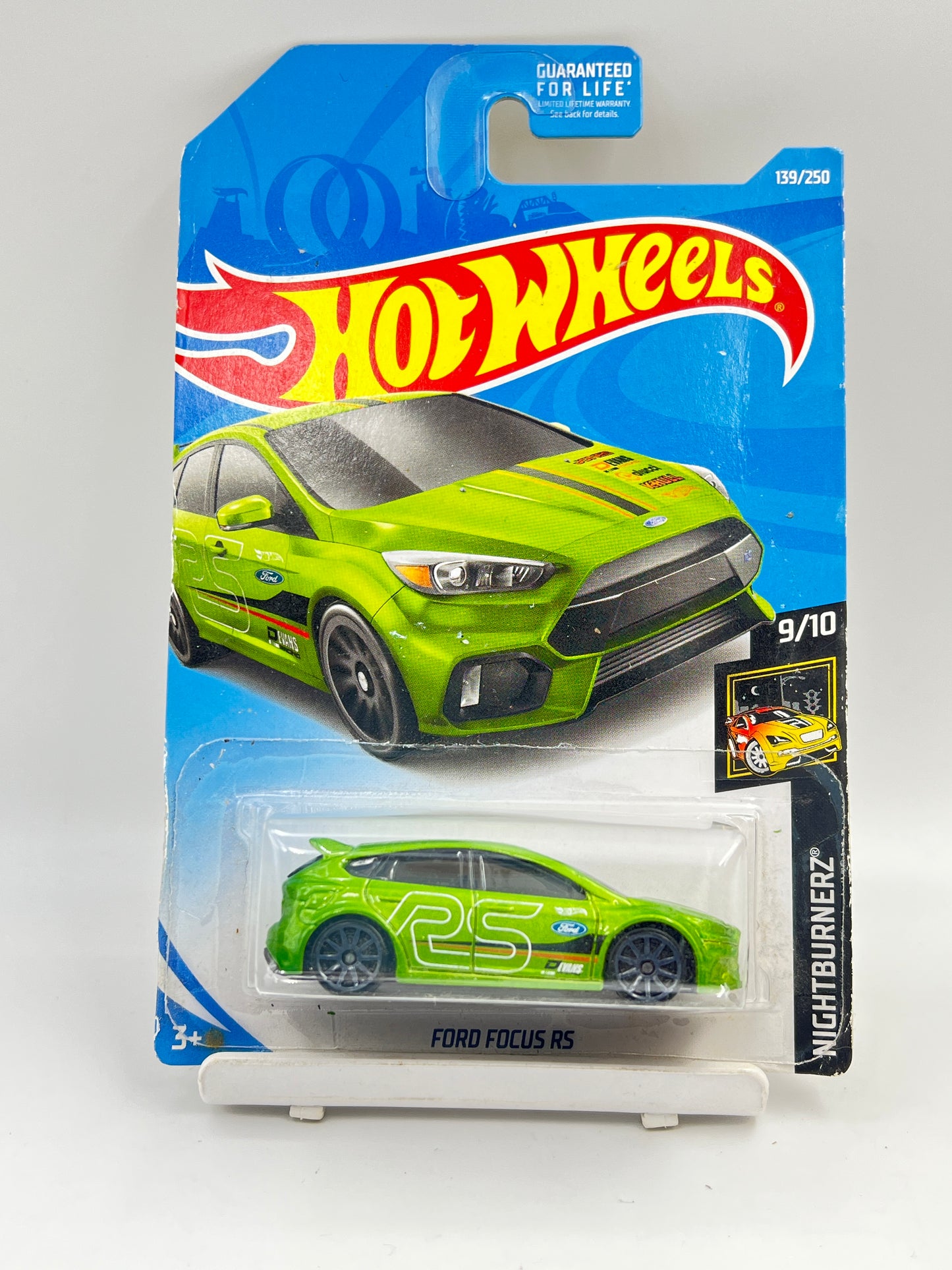 MILD CREASE - IMPORTED - HOT WHEELS - FORD FOCUS - 7A