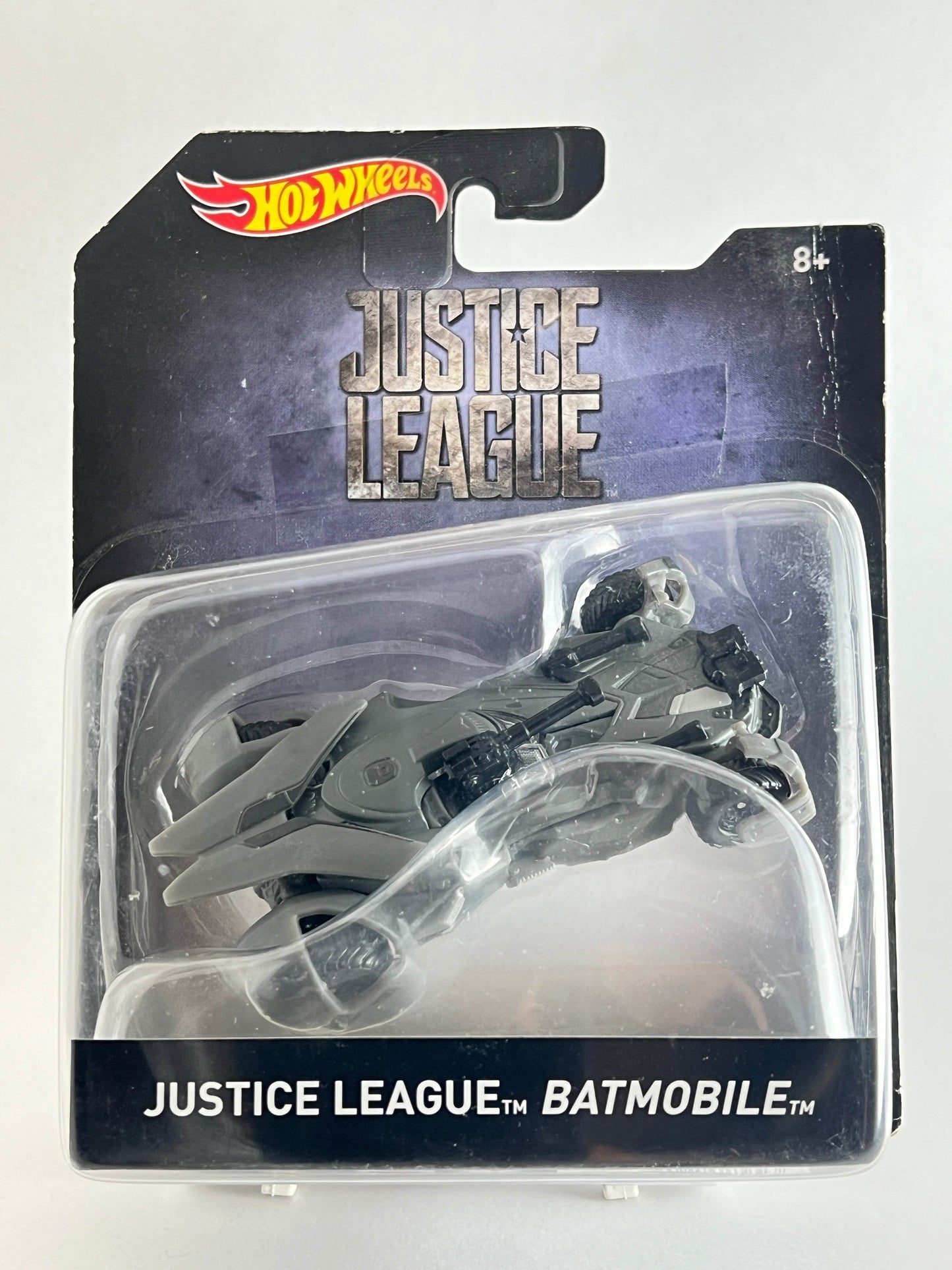 1:50 RATIO - JUSTICE LEAGUE BATMOBILE - CARD CONDITION AS IN PIC - Its Fun