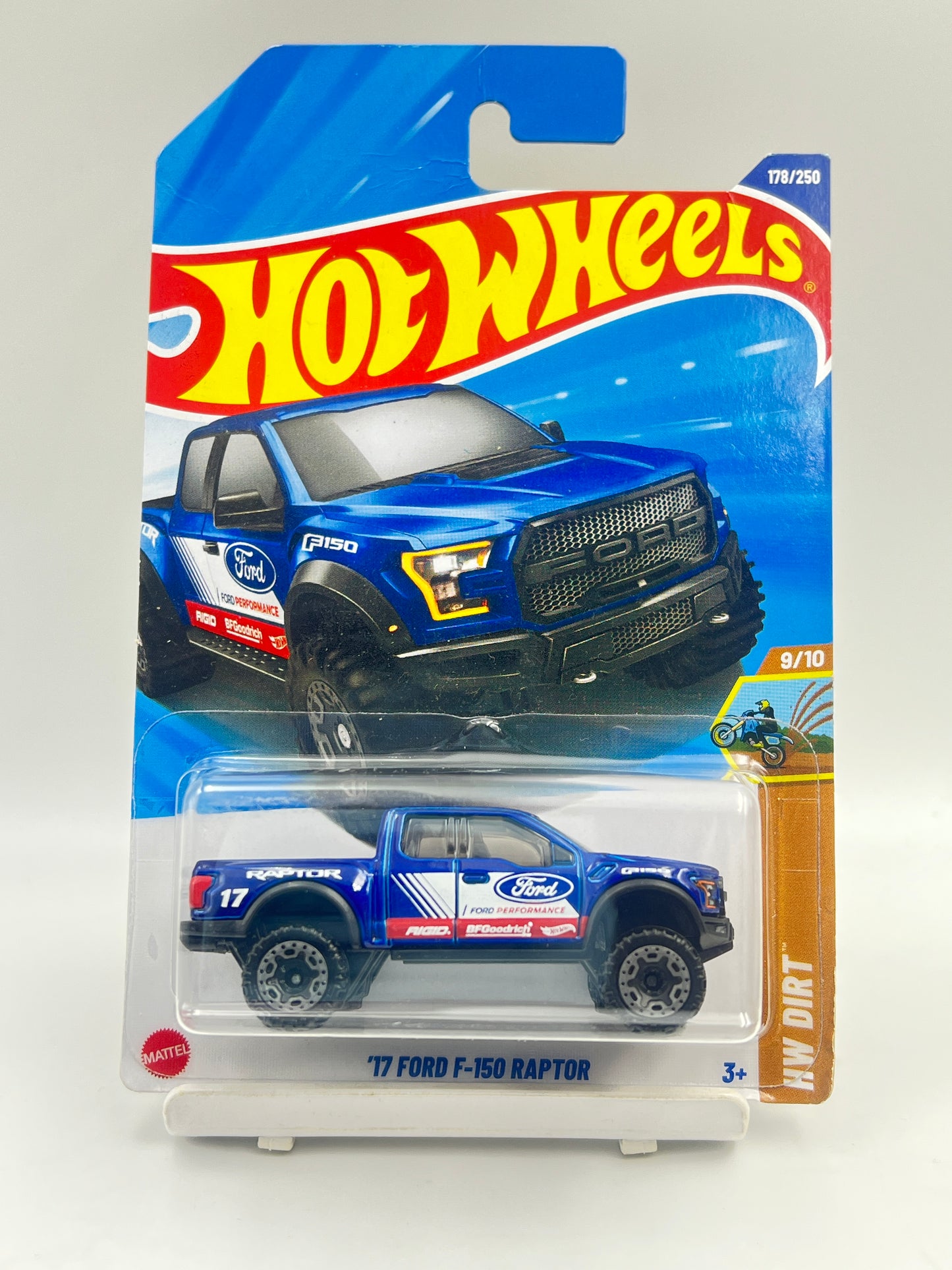 MILD CREASE - HOT WHEELS - 17 FORD F-150 RAPTOR - C1