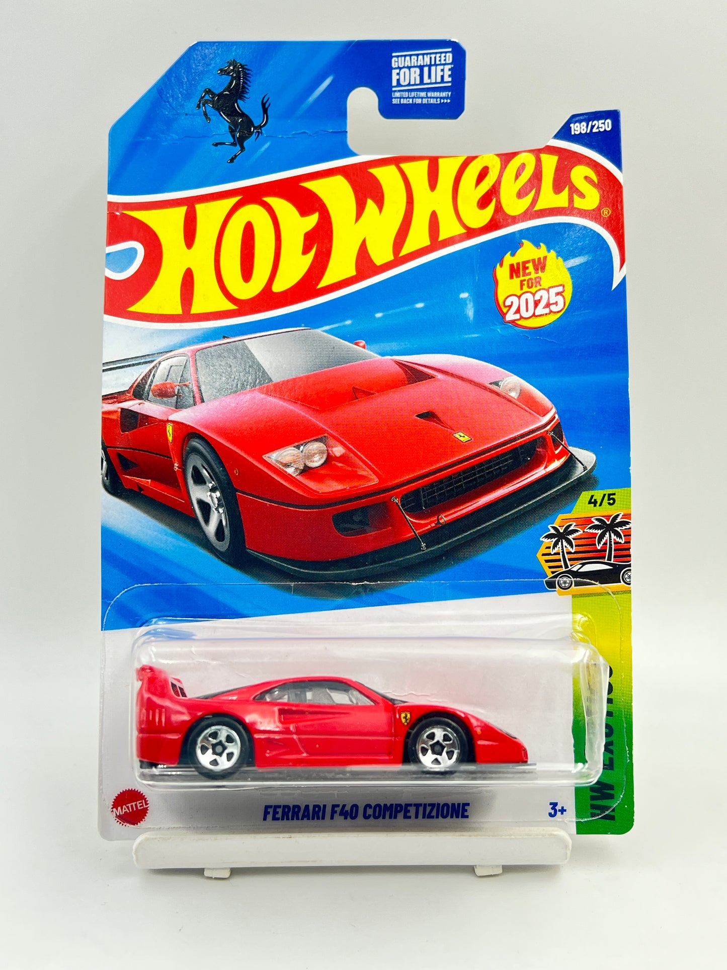 DAMAGED CARD - IMPORTED - HOT WHEELS - FERRARI F40 COMPETIZIONE - RED - 4F