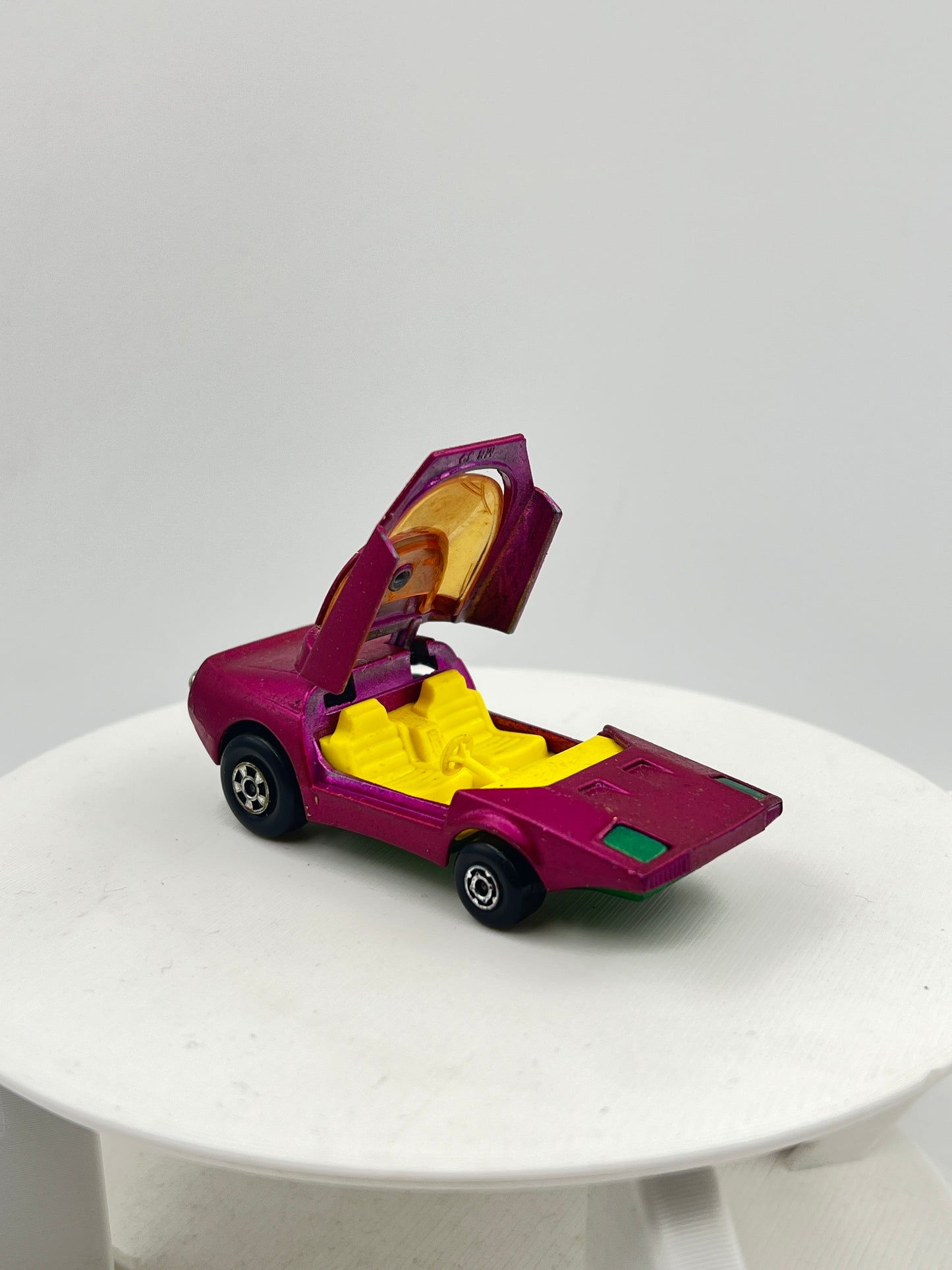 PRE-OWNED - MATCHBOX CLIPPER - 1973 MADE