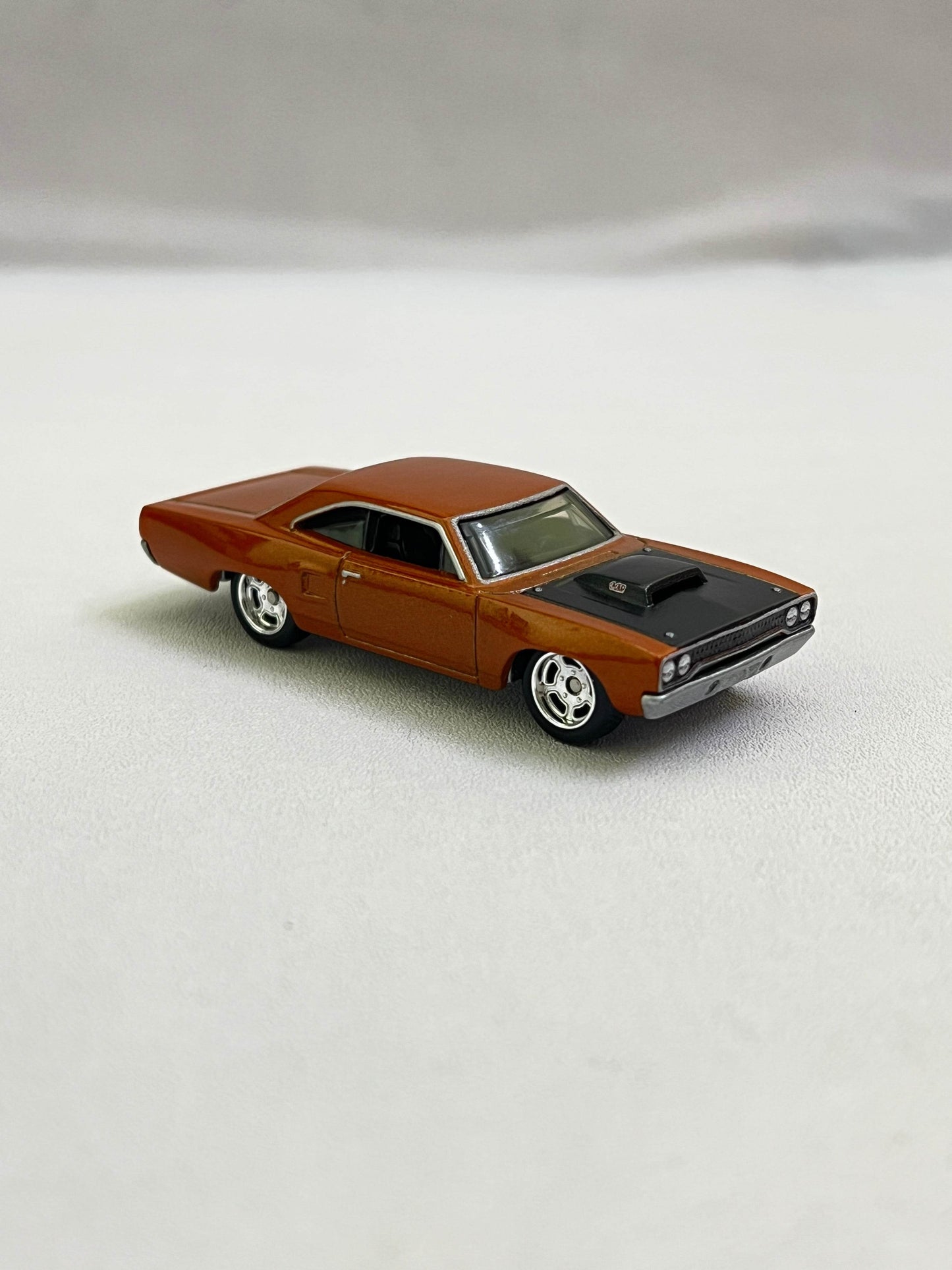 UNCARDED - PREMIUM - 1970 PLYMOUTH ROADRUNNER - Its Fun