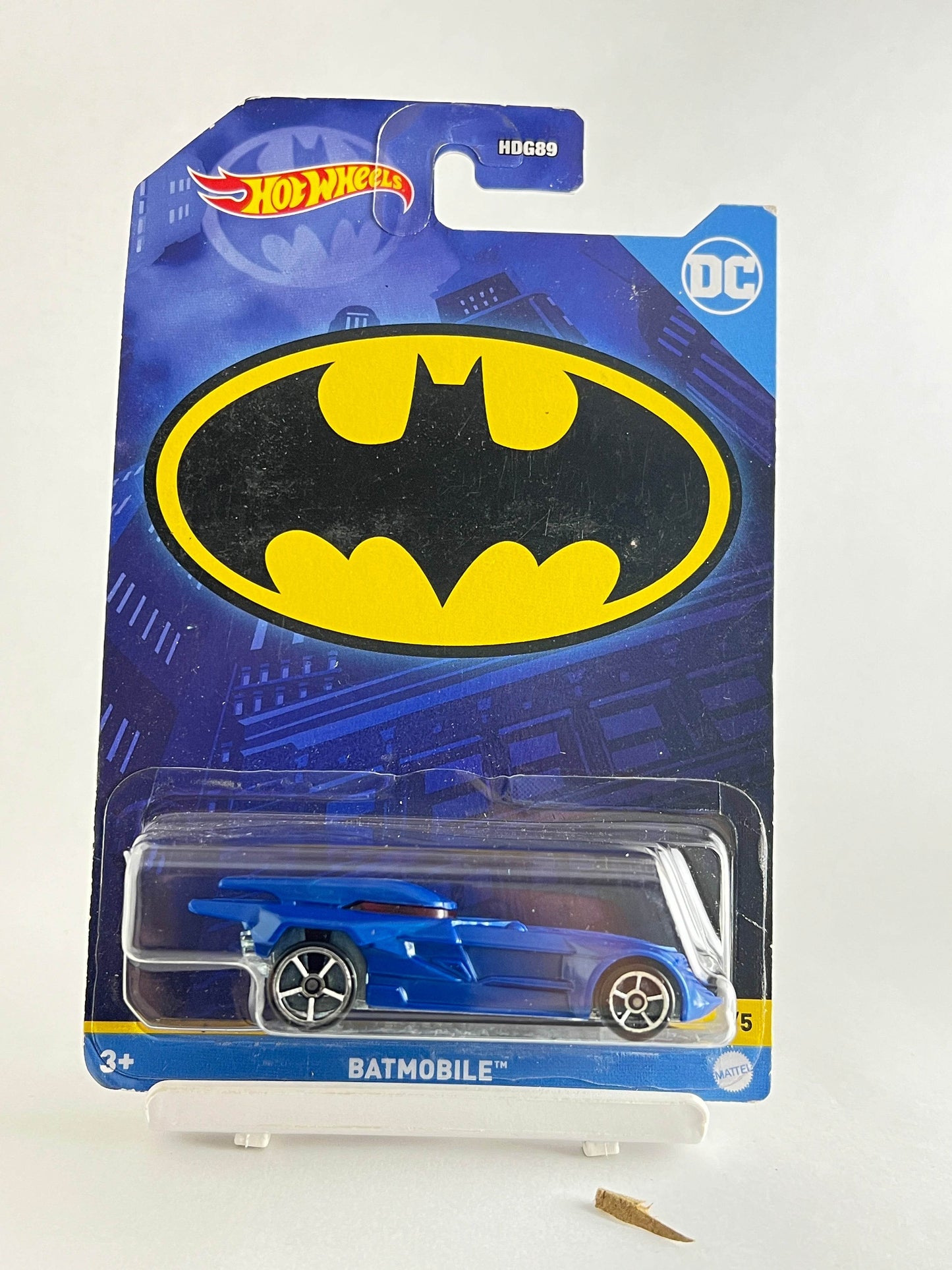 BATMOBILE - BLUE - CARD CONDITION AS IN PIC - 1A - Its Fun