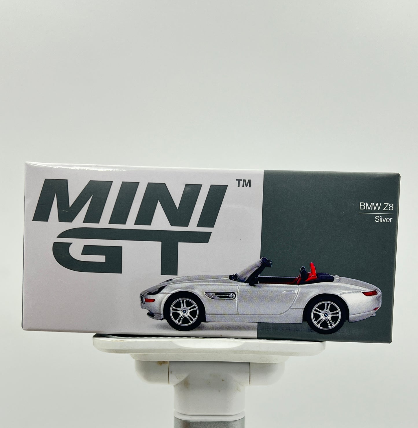MINI GT - UNSEALED - #998 - BMW Z8
