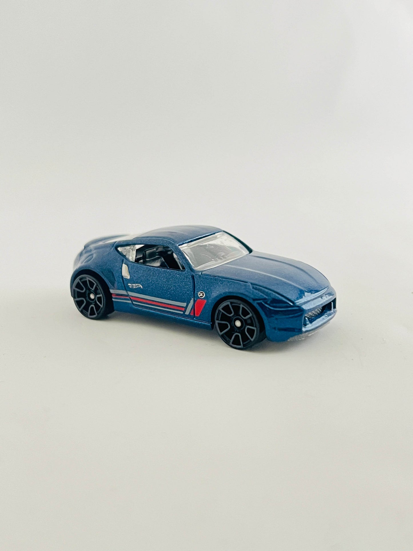 NISSAN 370 Z -BLUE - Its Fun