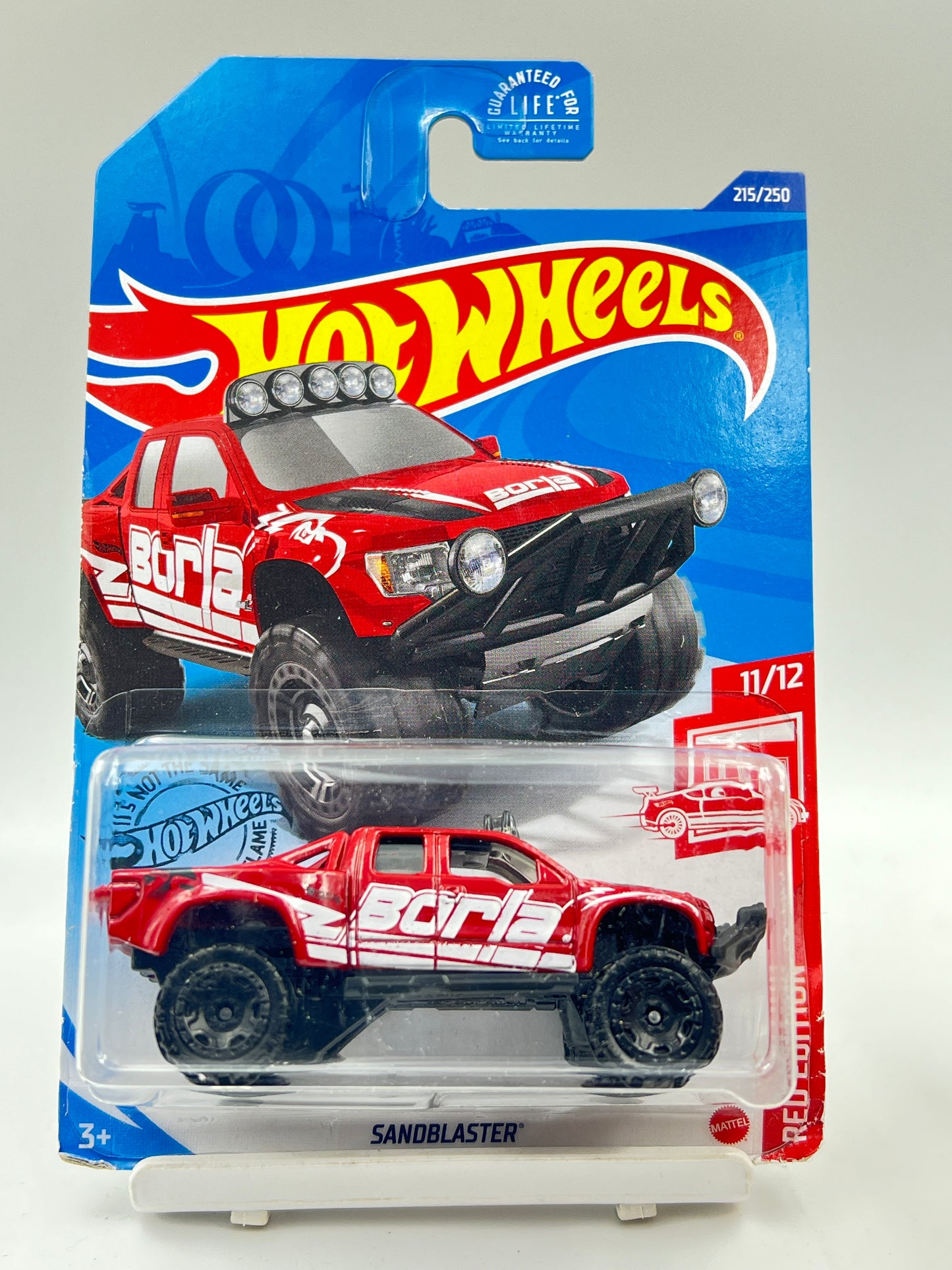 RED EDITION - TARGET EXCLUSIVE - CARD DAMAGED / BLISTER SQUEEZE - SANDBLASTER - 3E
