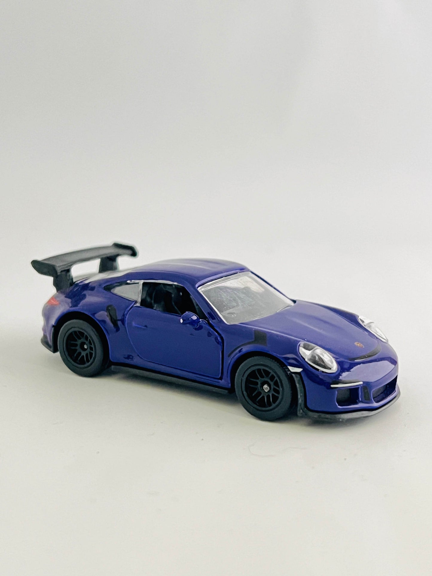 UNCARDED - MAJORETTE PORSCHE 911 GT3 RS - - Its Fun