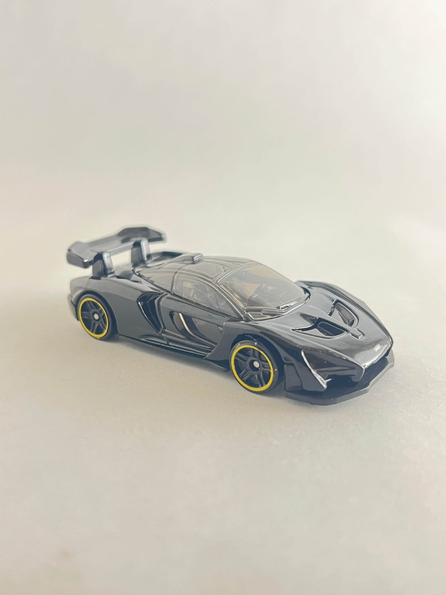 UNCARDED - MCLAREN SENNA - Its Fun