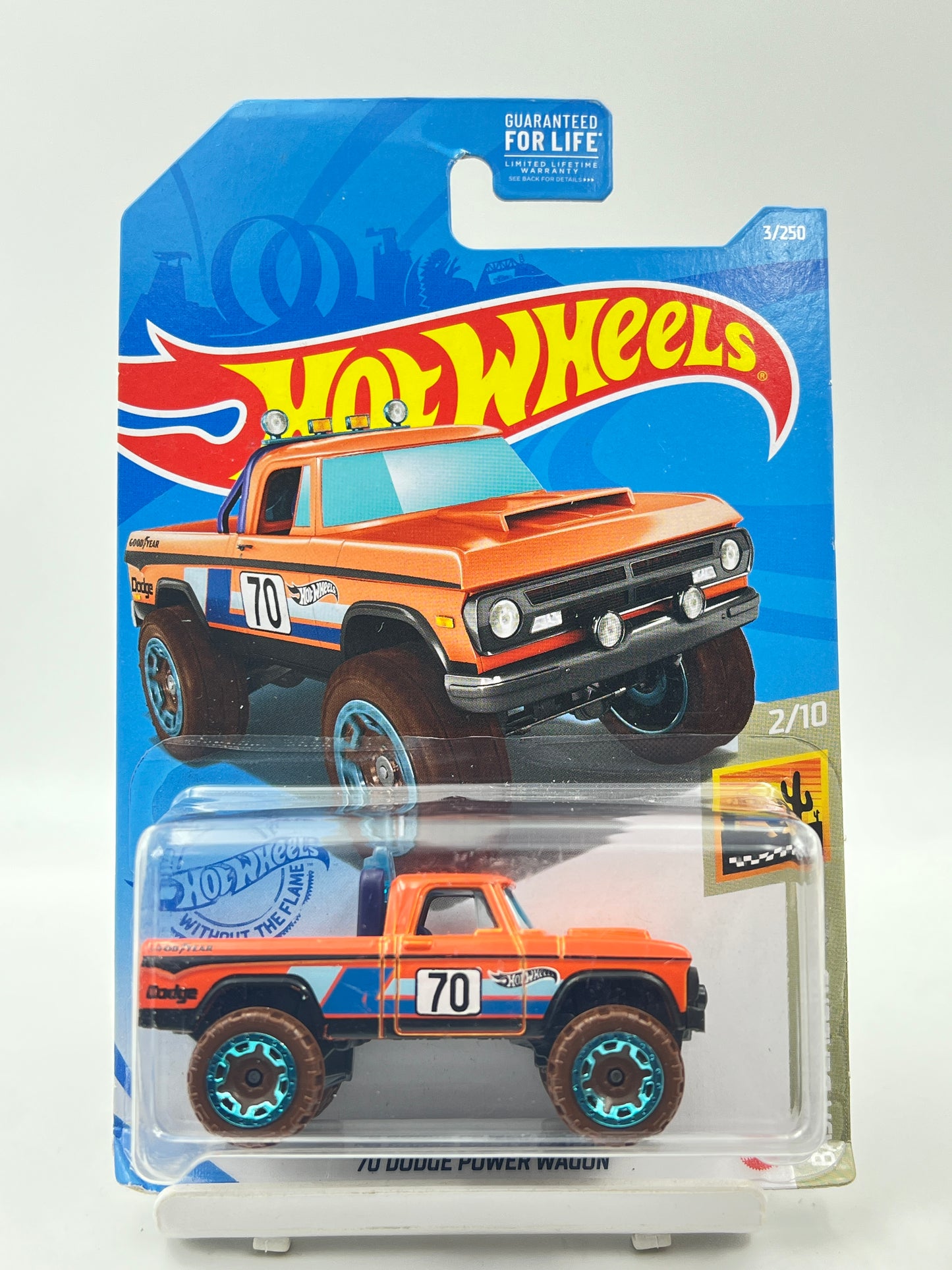 IMPORTED - HOT WHEELS - 70 DODGE POWER WAGON - ORANGE - 6C