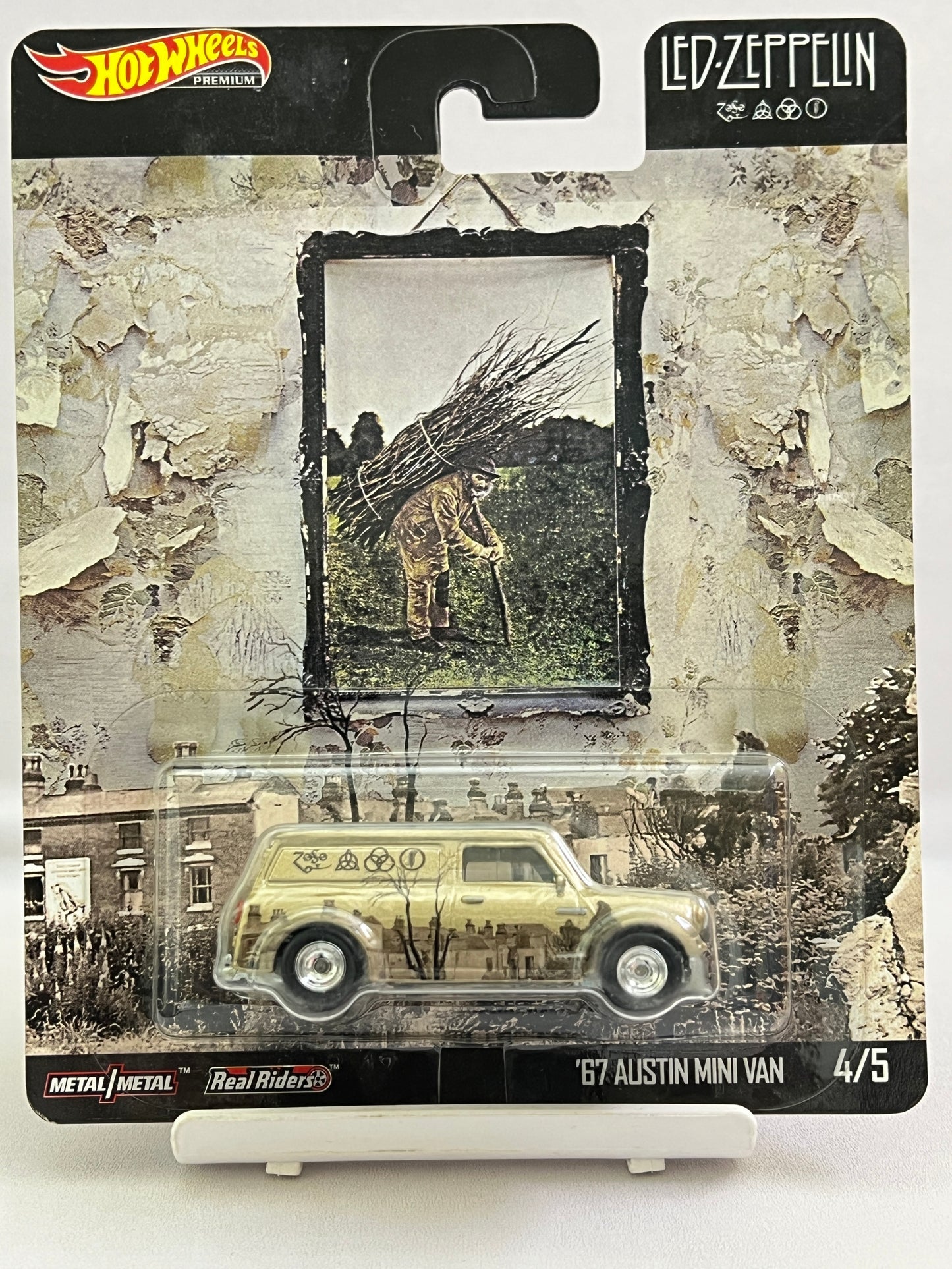 HOT WHEELS - PREMIUM - 67 AUSTIN MINI VAN - 5C