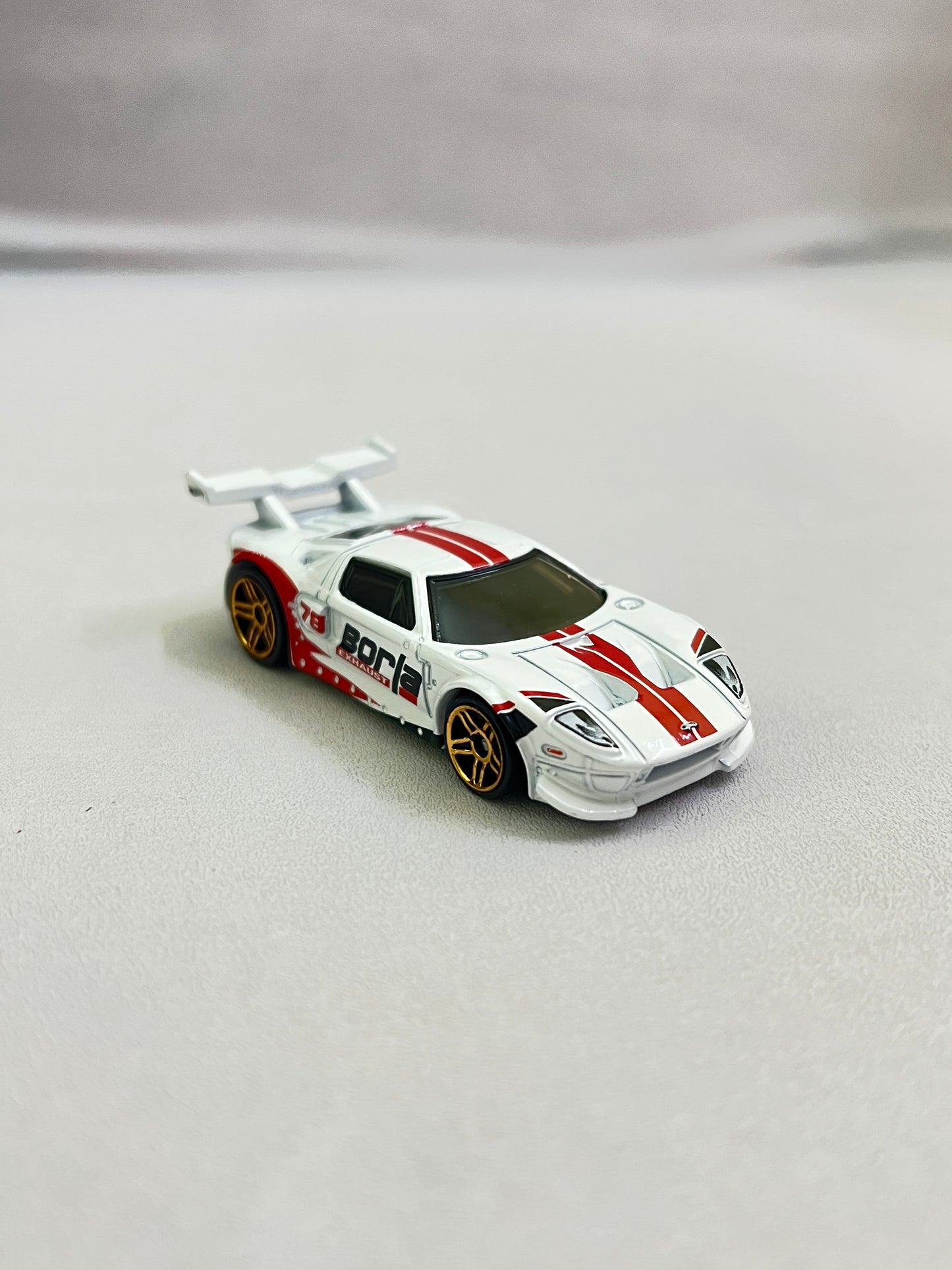 UNCARDED - FORD GT