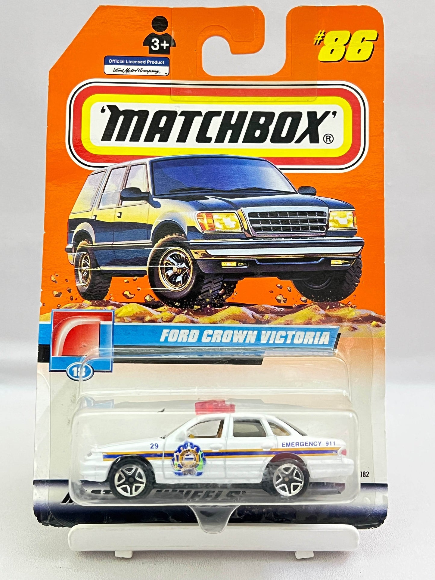 CREASED - MATCHBOX - FORD CROWN VICTORIA - ZX4 - Its Fun