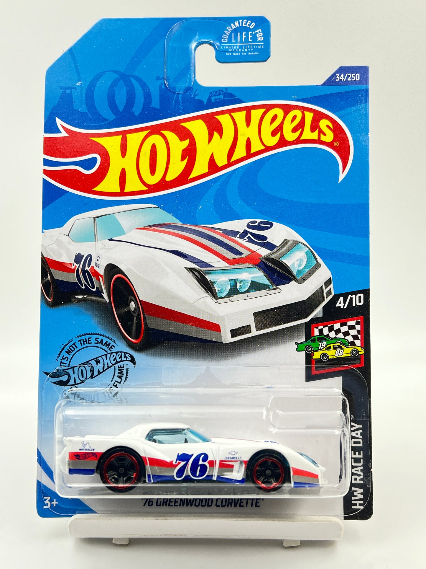IMPORTED - HOT WHEELS - 76 GREENWOOD CORVETTE - WHITE - 6B