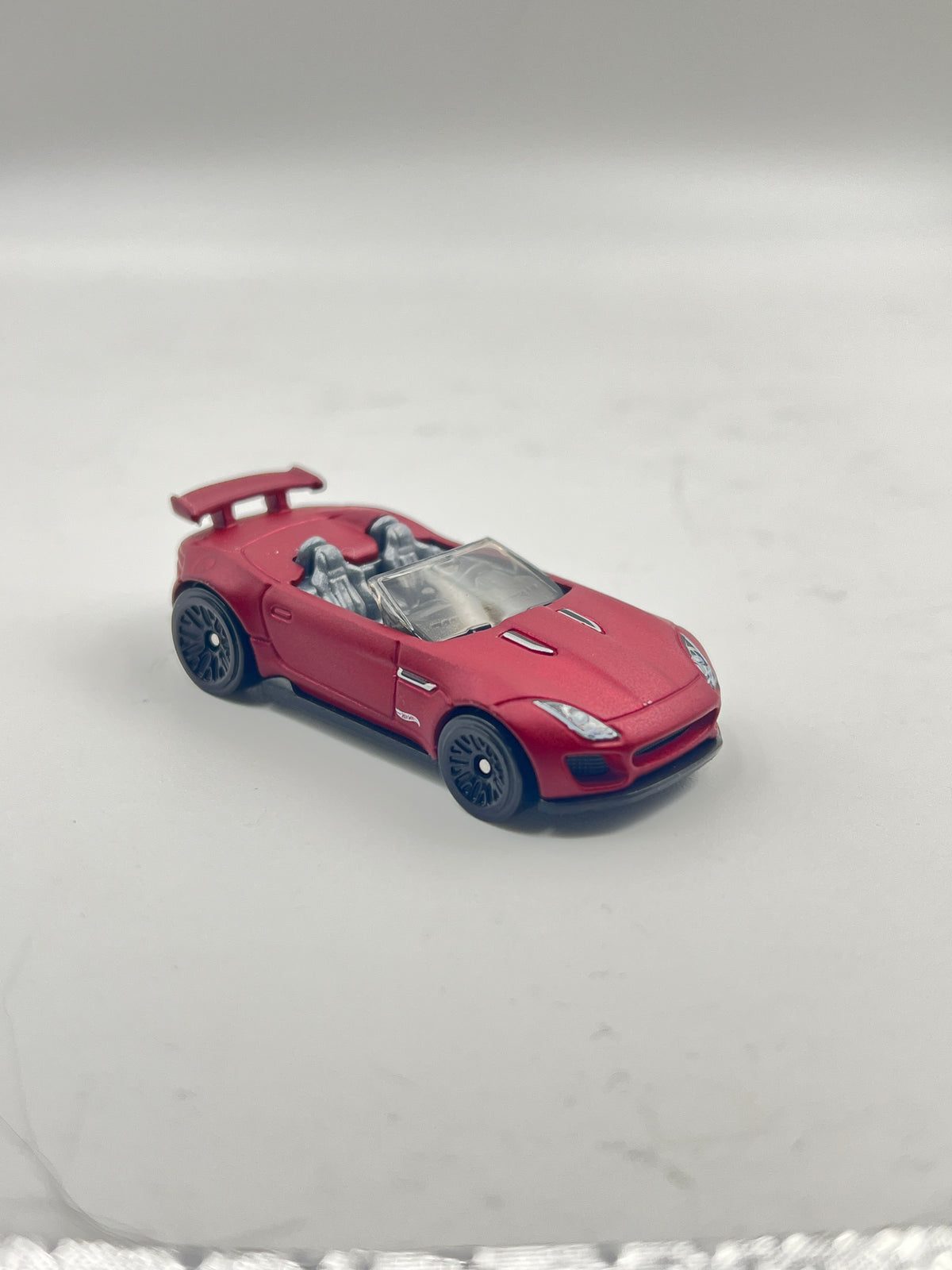 UNCARDED - HOT WHEELS - 15 JAGUAR F-TYPE PROJECT 7