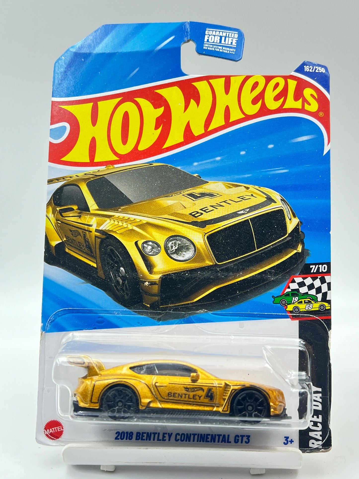 CREASED - IMPORTED - HOT WHEELS - 2018 BENTLEY CONTINENTAL GT3 - GOLD - 3E