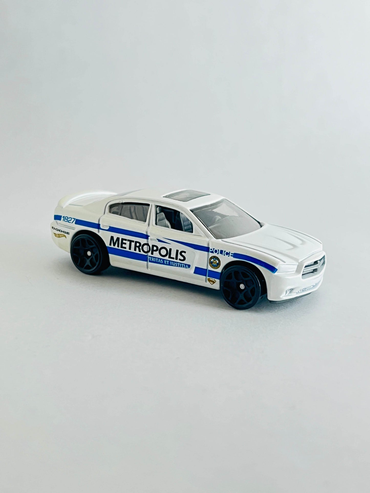 UNCARDED - 11 DODGE CHARGER R/T - WHITE - Its Fun